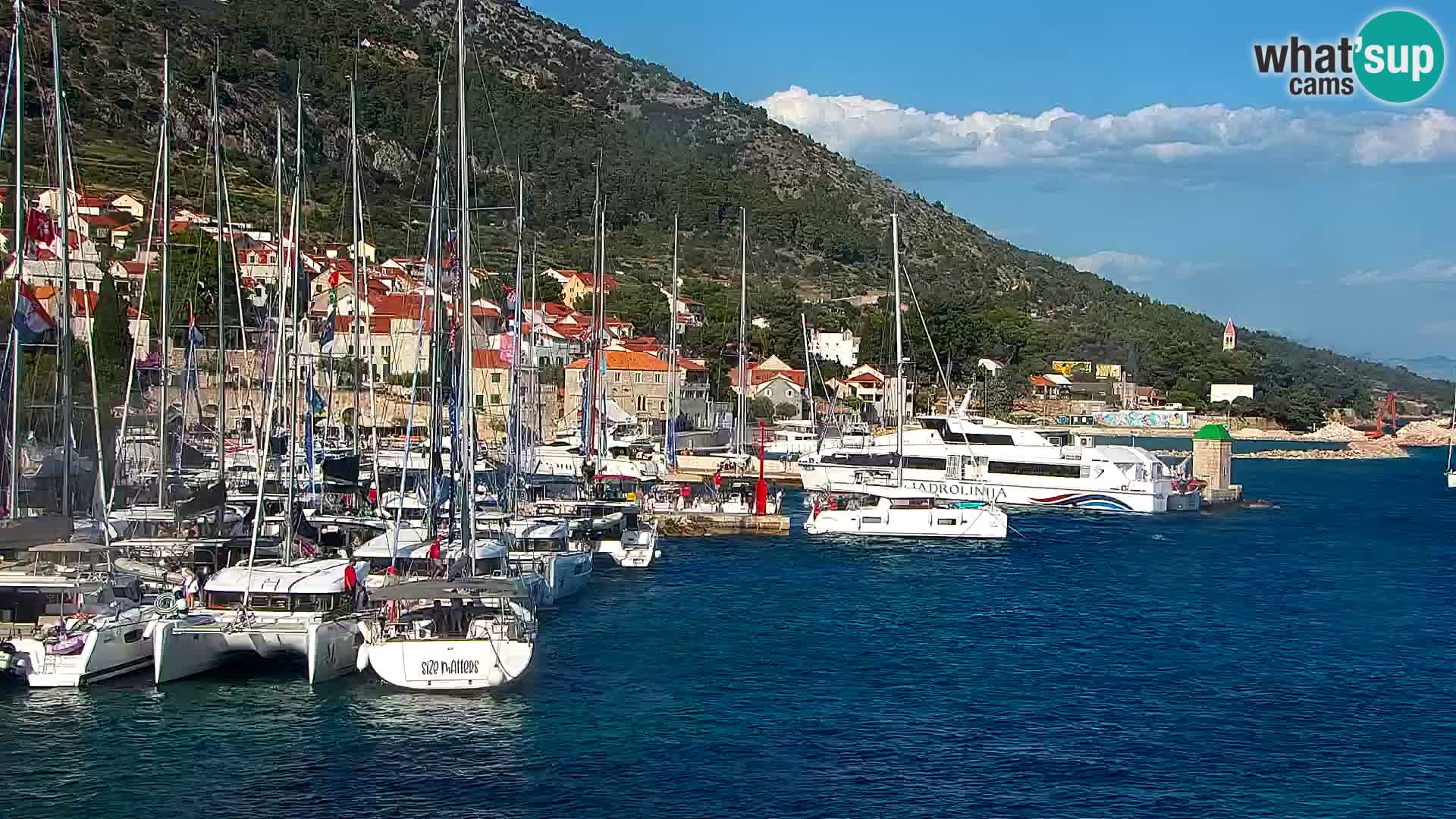 Webcam Bol Hafen & Ortszentrum – Liveblick aus Bol auf der Insel Brač
