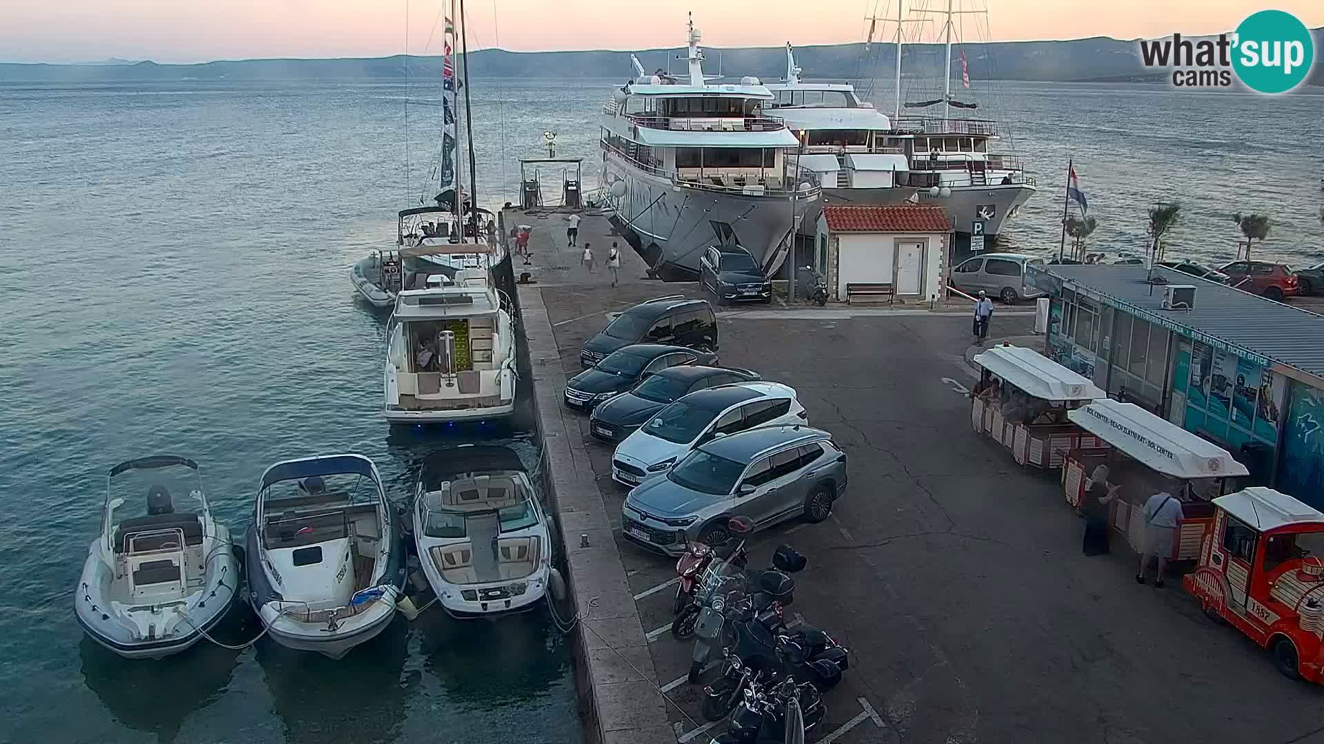 Webcam Bol centre-ville & marina – Vue en direct depuis Bol, île de Brač
