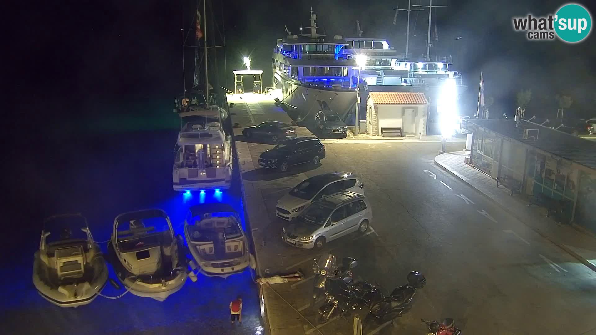 Webcam Bol Hafen & Ortszentrum – Liveblick aus Bol auf der Insel Brač