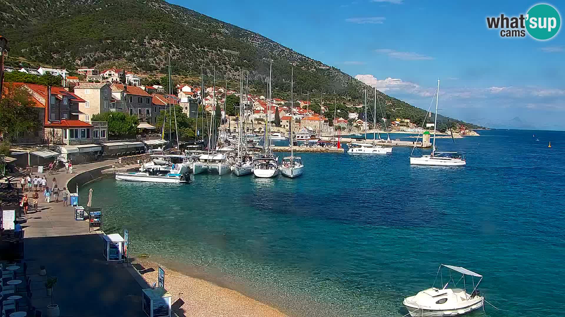 Webcam Bol Town Center & Marina – Live View from Bol, Brač