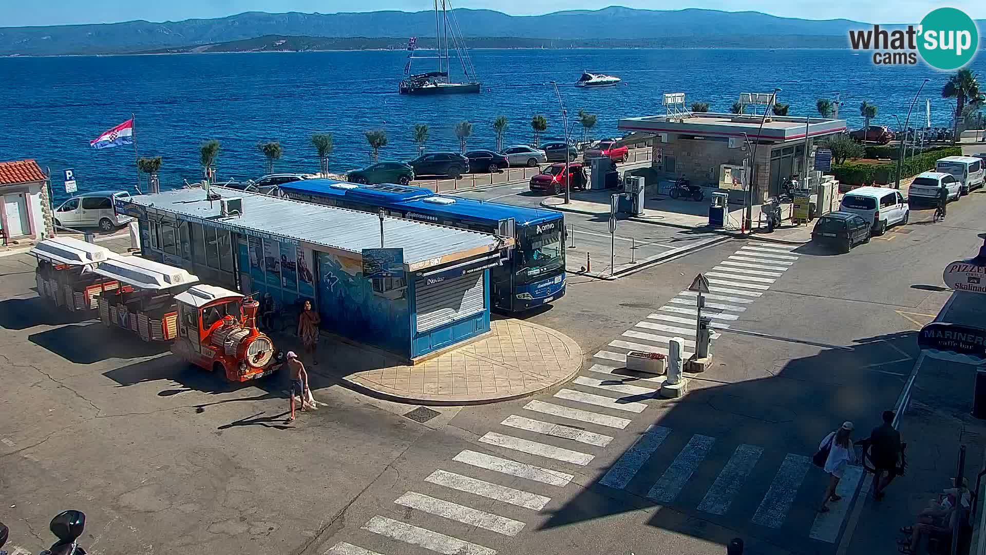 Webcam Bol Town Center & Marina – Live View from Bol, Brač