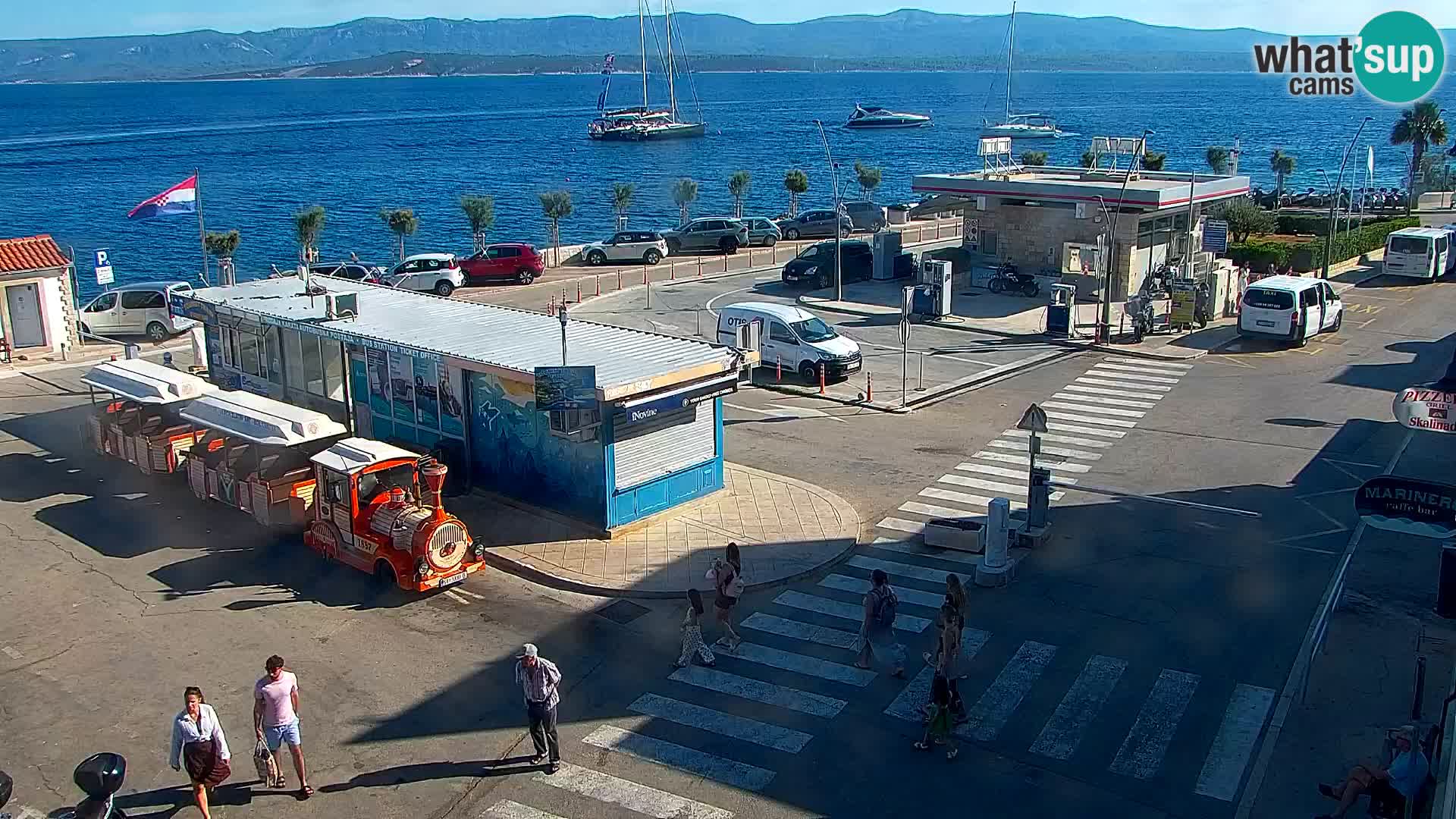 Webcam Bol Town Center & Marina – Live View from Bol, Brač