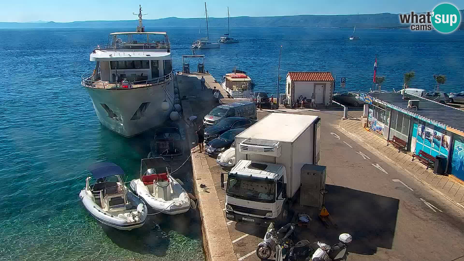 Webcam Bol Hafen & Ortszentrum – Liveblick aus Bol auf der Insel Brač