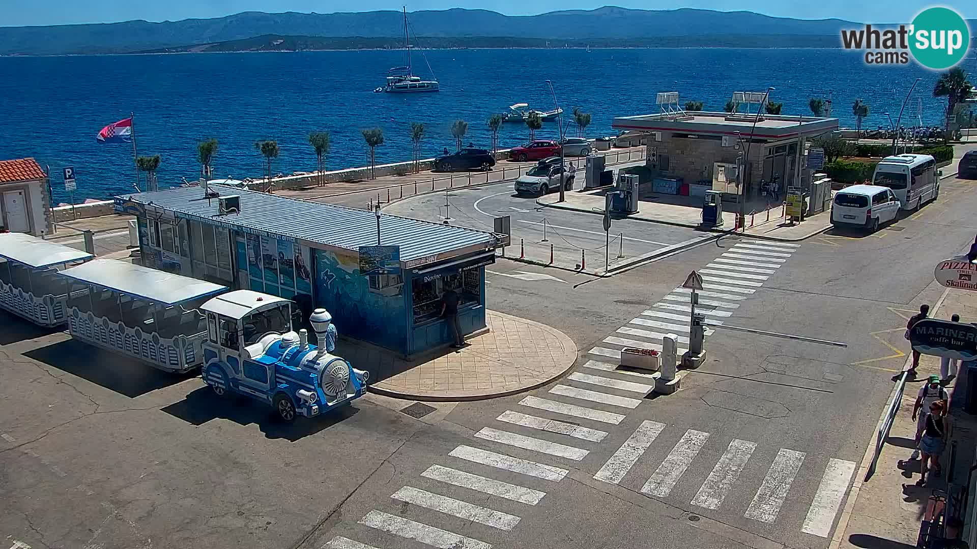 Webcam Bol Town Center & Marina – Live View from Bol, Brač