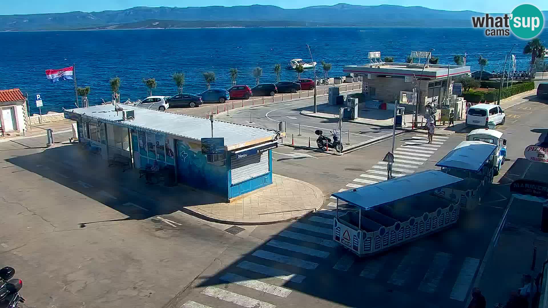 Webcam Bol Centro e Marina – Vista live dal porto di Bol