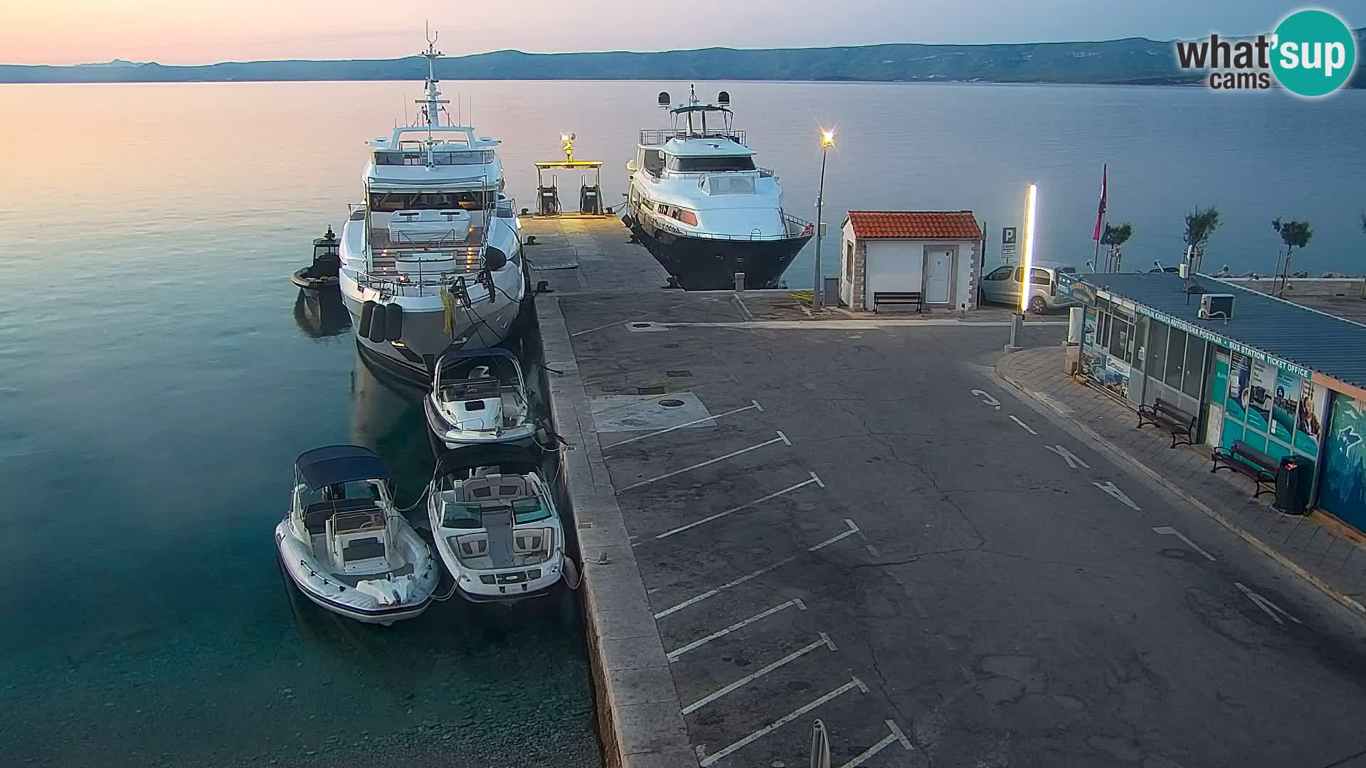 Webcam Bol Hafen & Ortszentrum – Liveblick aus Bol auf der Insel Brač
