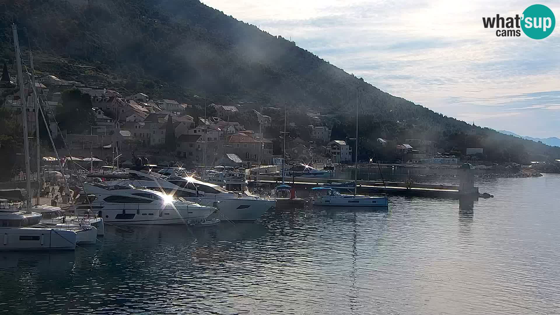 Webcam Bol centre-ville & marina – Vue en direct depuis Bol, île de Brač