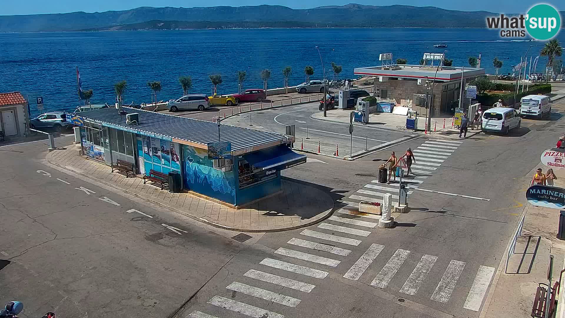 Webcam Bol Centro e Marina – Vista live dal porto di Bol