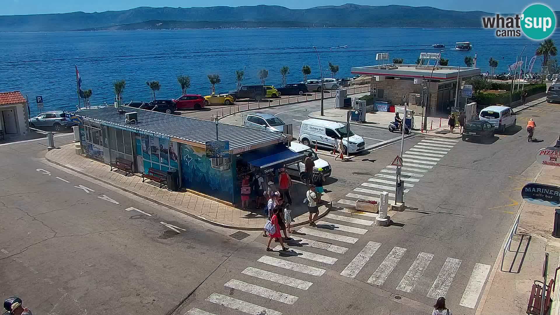 Webcam Bol Centro e Marina – Vista live dal porto di Bol