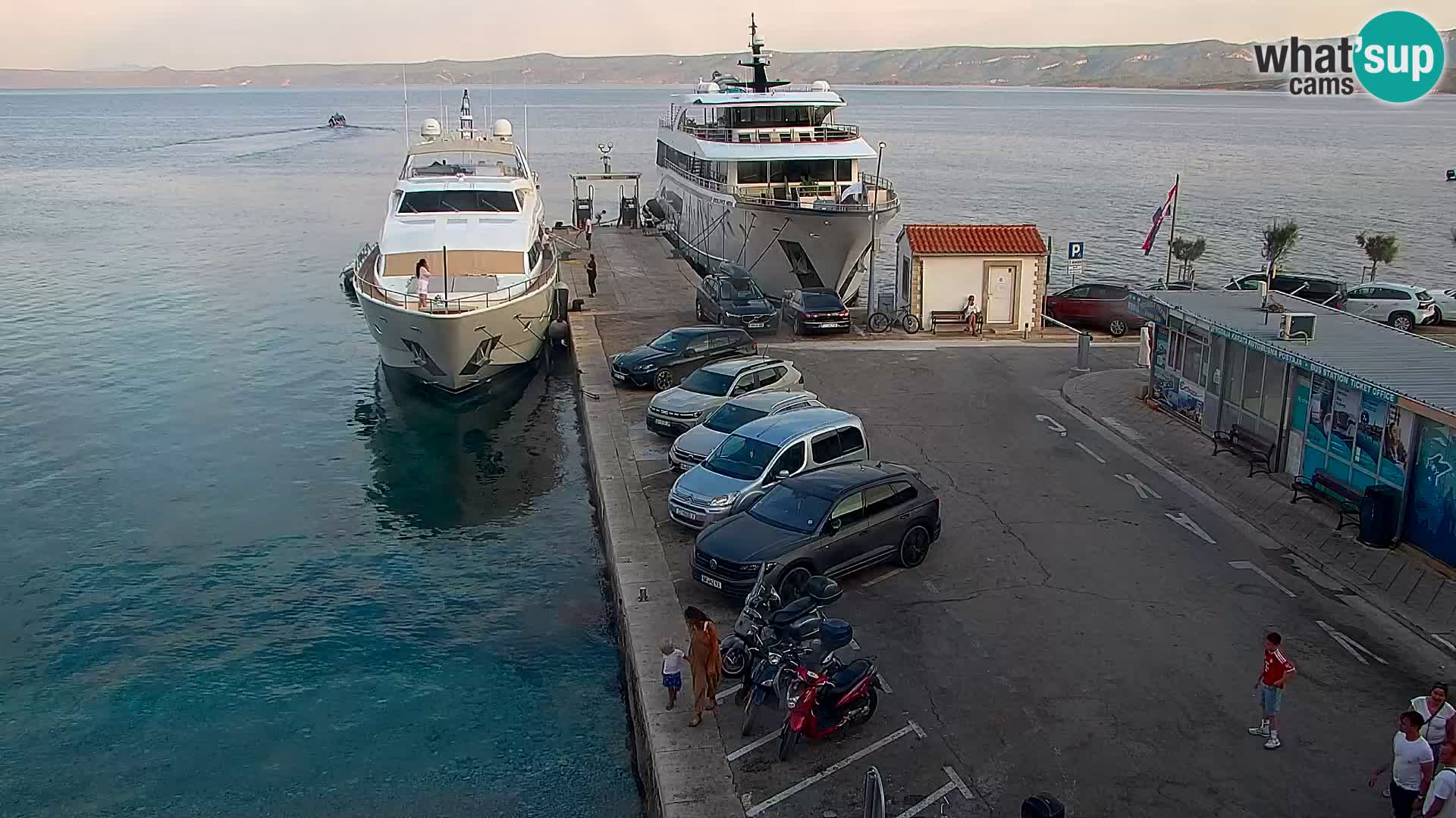 Webcam Bol Centre-Ville & Marina – Vue en direct depuis Bol, île de Brač