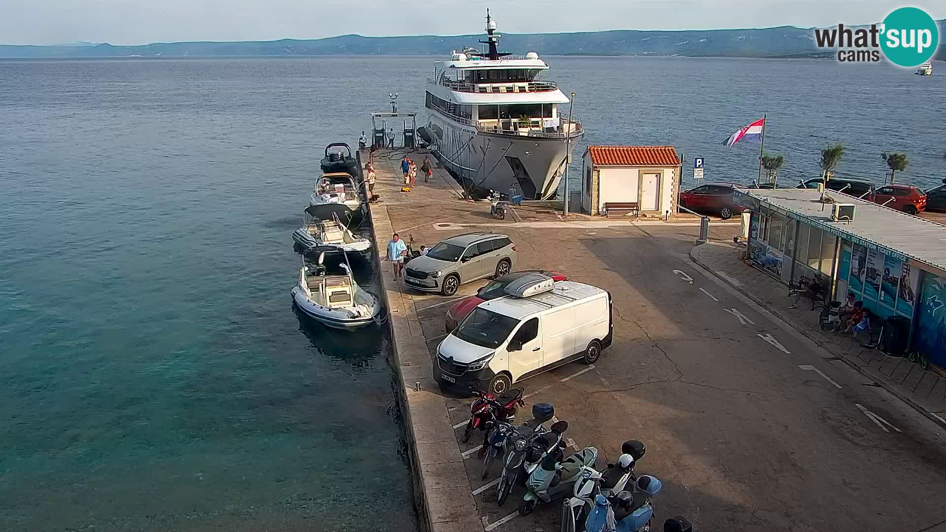 Webcam Bol Centre-Ville & Marina – Vue en direct depuis Bol, île de Brač