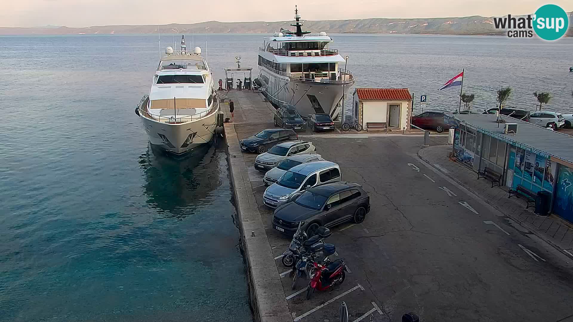 Webcam Bol Centre-Ville & Marina – Vue en direct depuis Bol, île de Brač