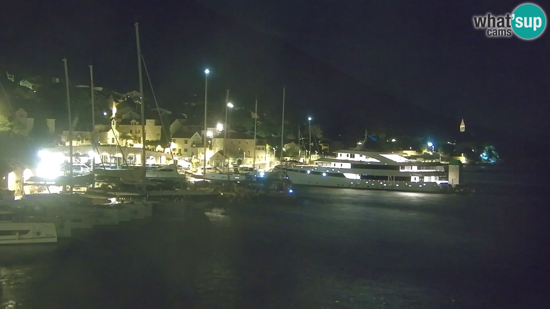 Webcam Bol Town Center & Marina – Live View from Bol, Brač