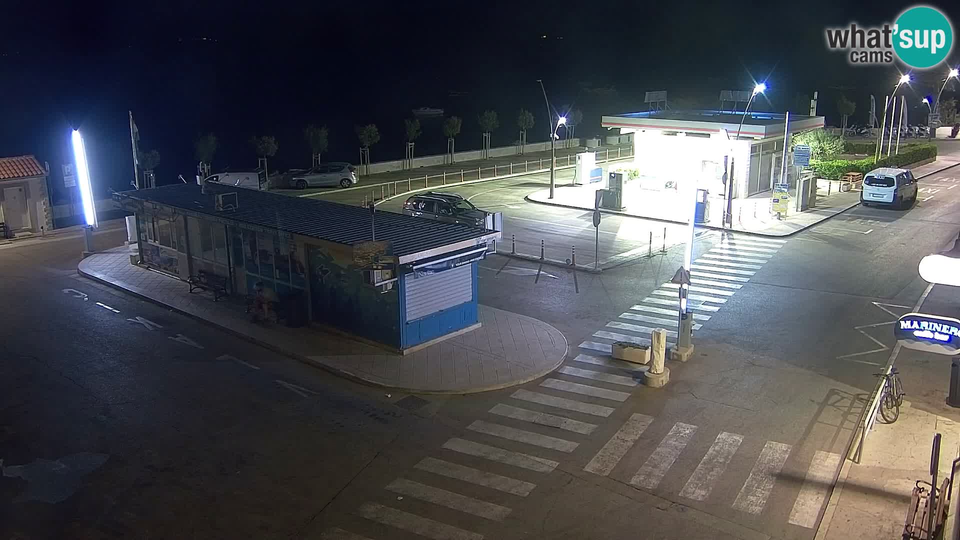Webcam Bol Centro e Marina – Vista live dal porto di Bol