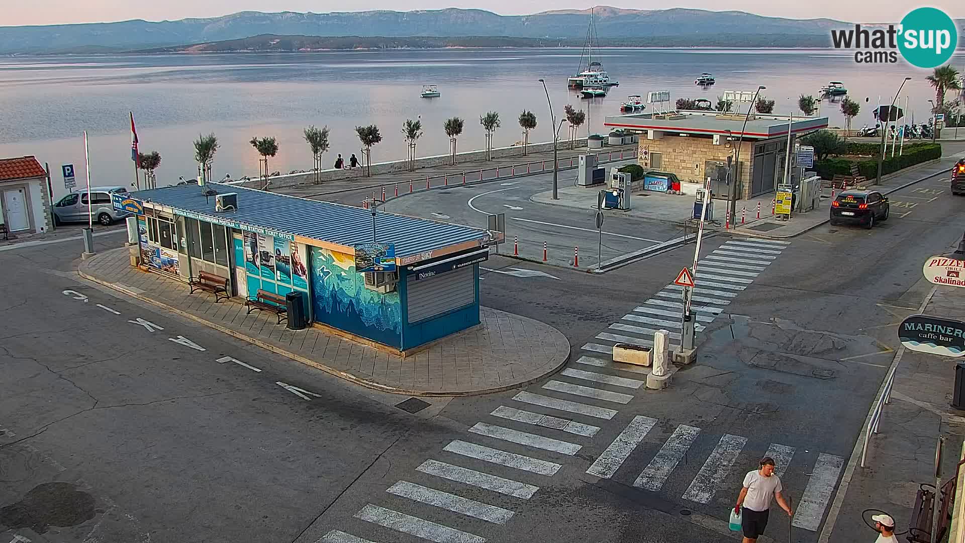 Webcam Bol Centro e Marina – Vista live dal porto di Bol