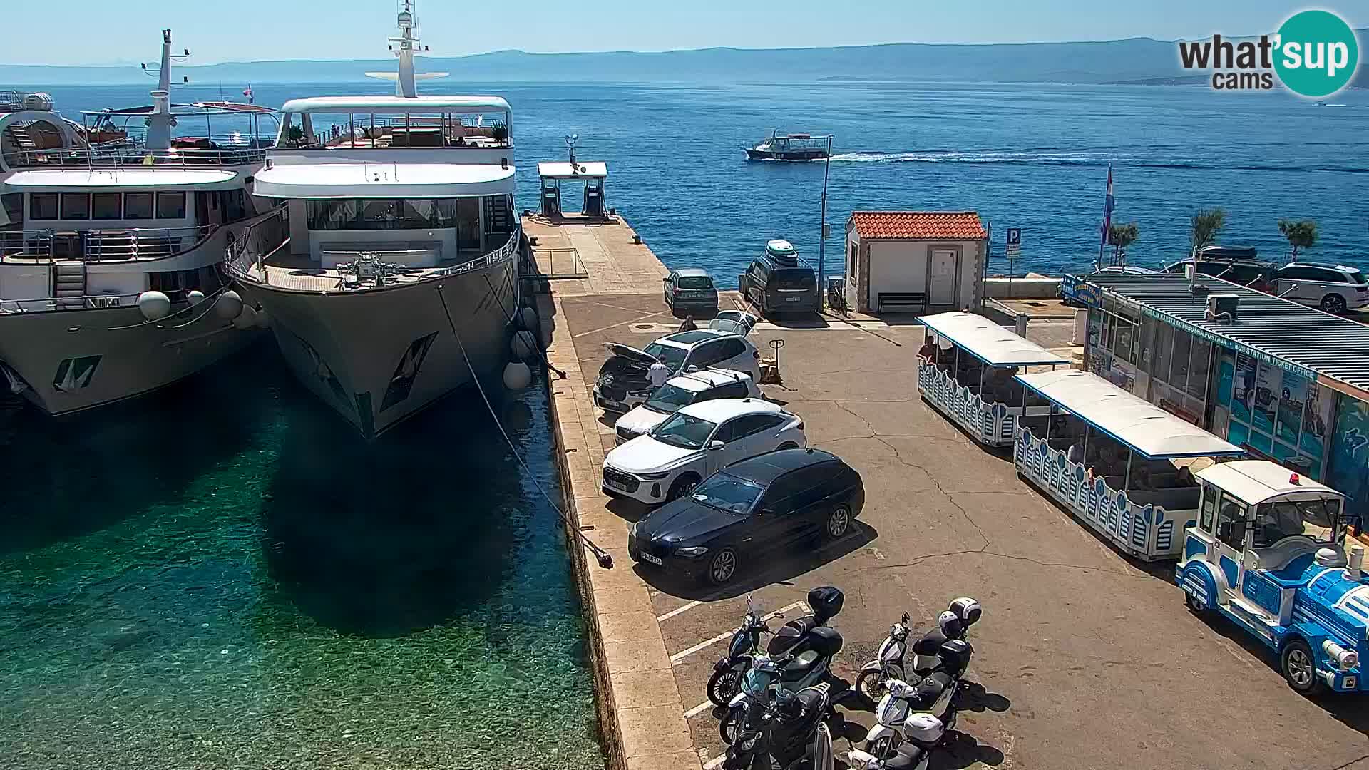 Webcam Bol Hafen & Ortszentrum – Liveblick aus Bol auf der Insel Brač
