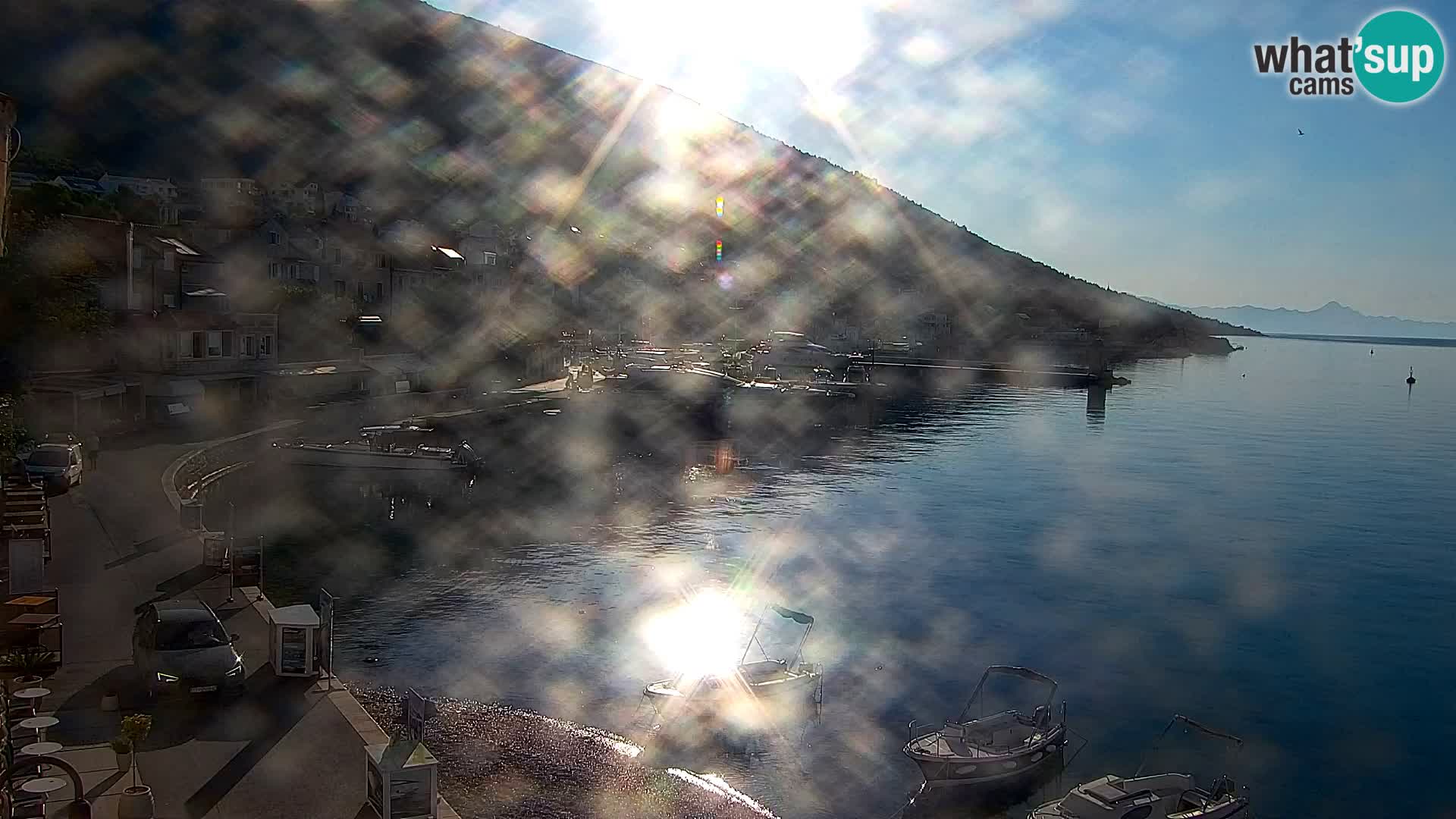Webcam Bol Centro e Marina – Vista live dal porto di Bol