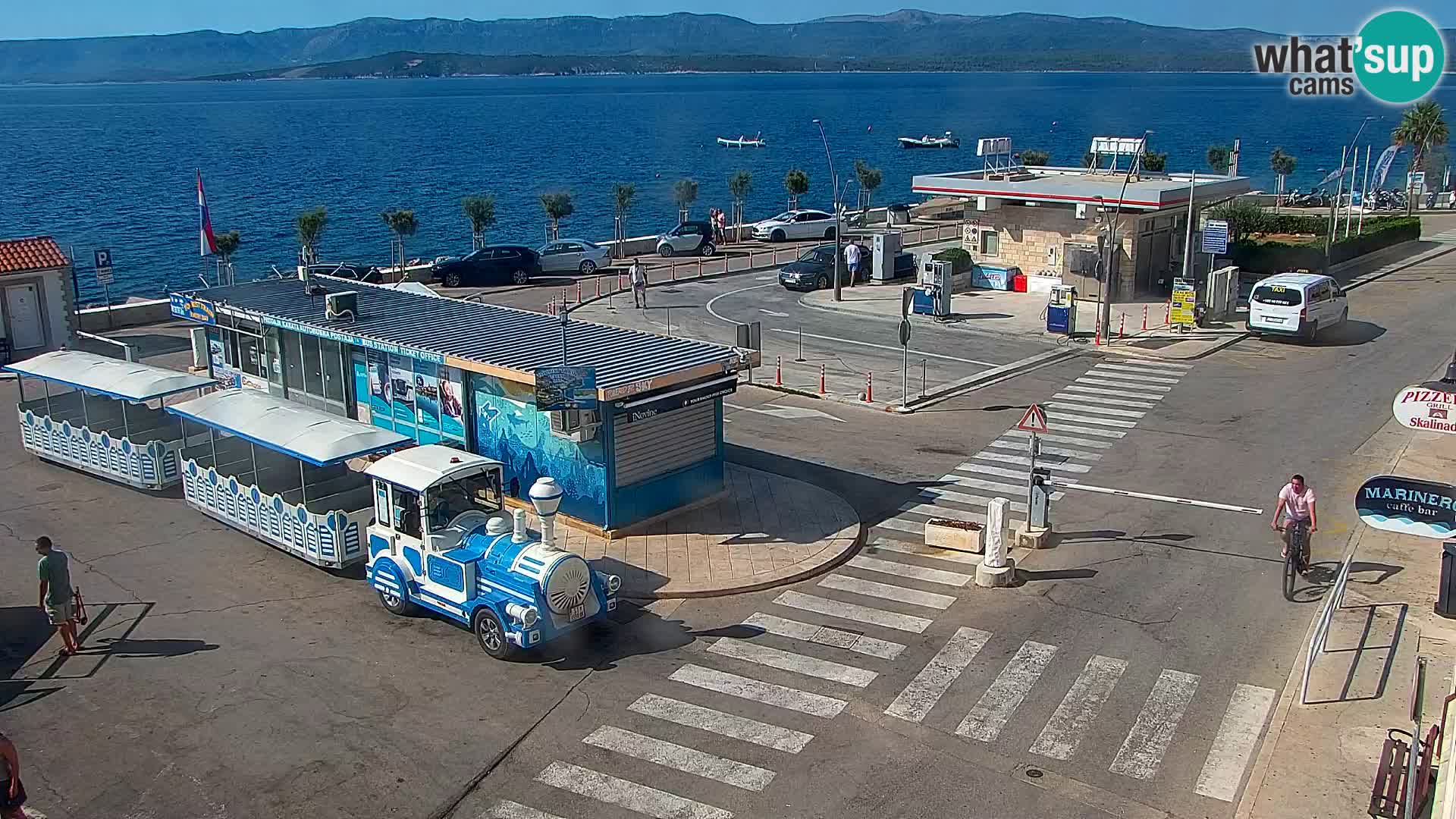 Webcam Bol Centro e Marina – Vista live dal porto di Bol