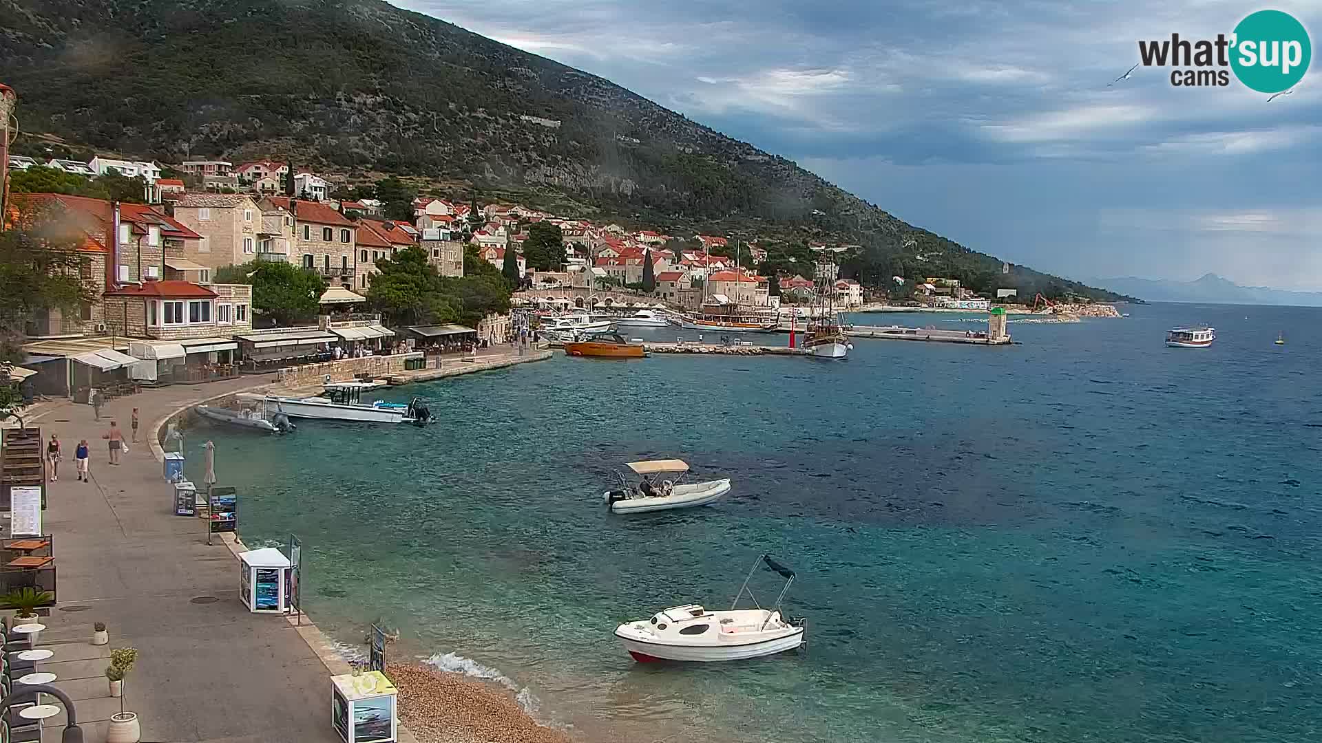 Webcam Bol Town Center & Marina – Live View from Bol, Brač