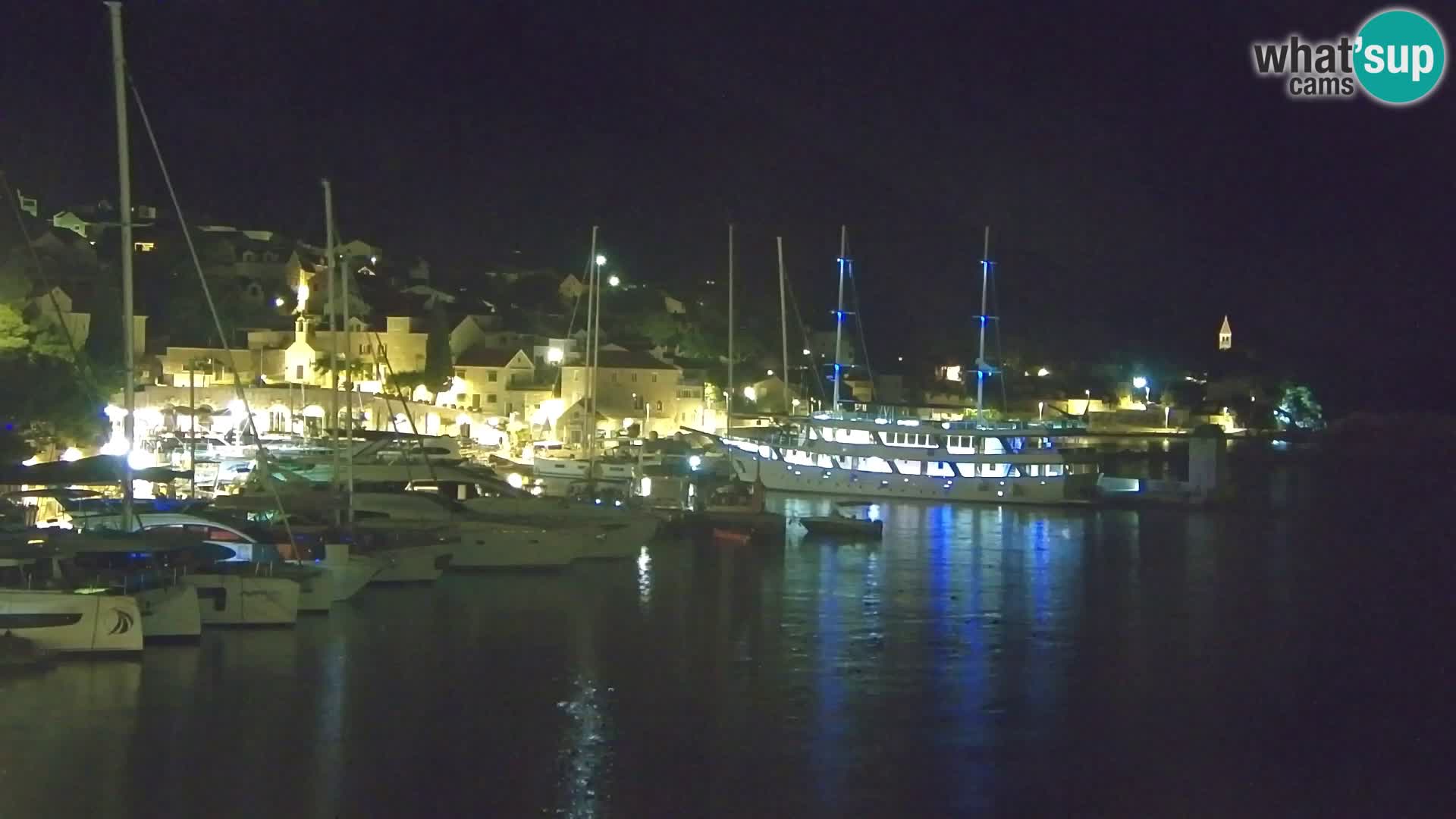 Webcam Bol Town Center & Marina – Live View from Bol, Brač