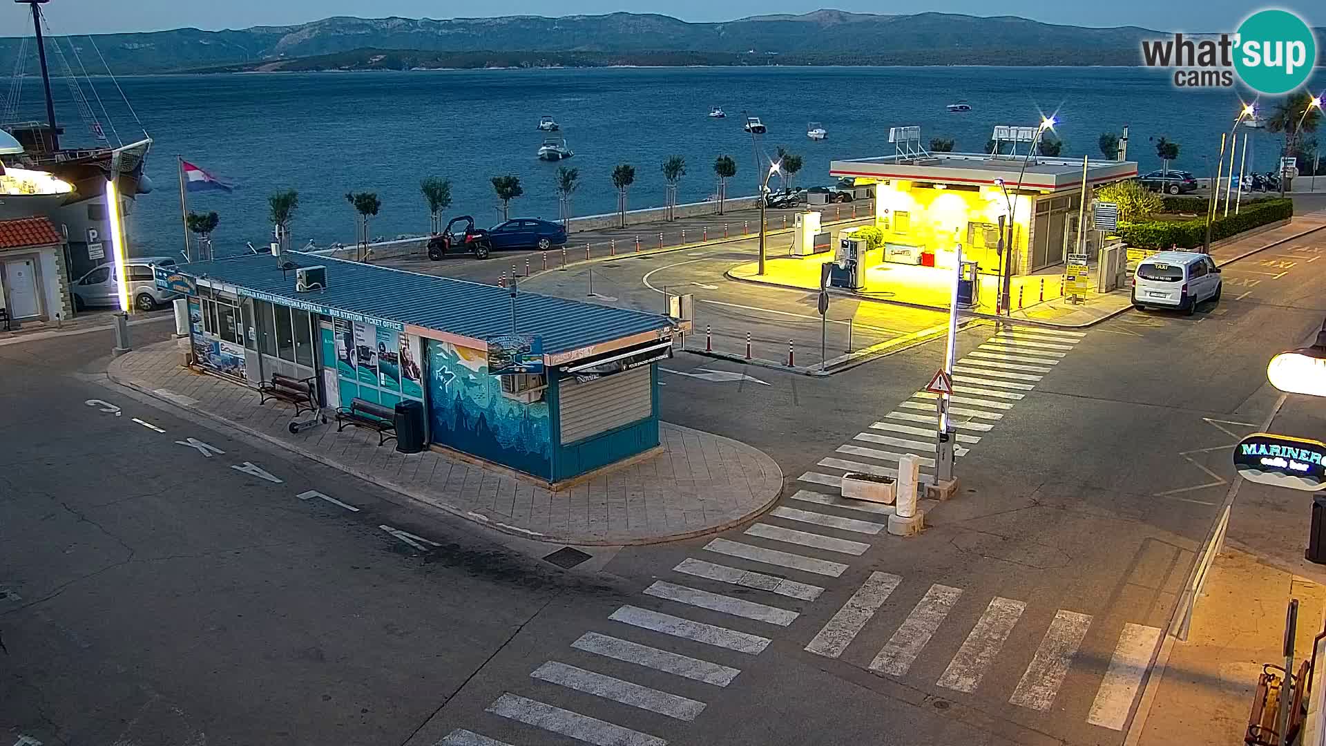 Webcam Bol Town Center & Marina – Live View from Bol, Brač