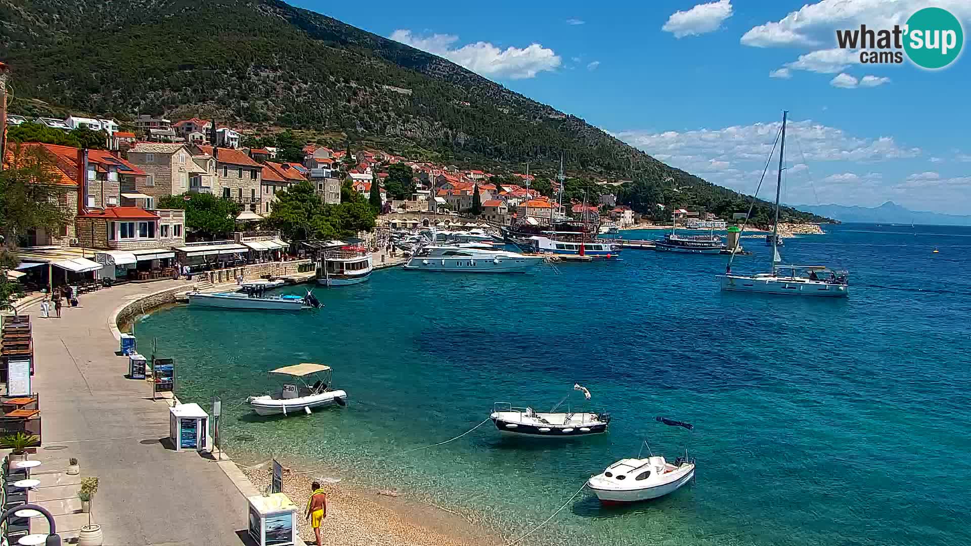 Webcam Bol Town Center & Marina – Live View from Bol, Brač