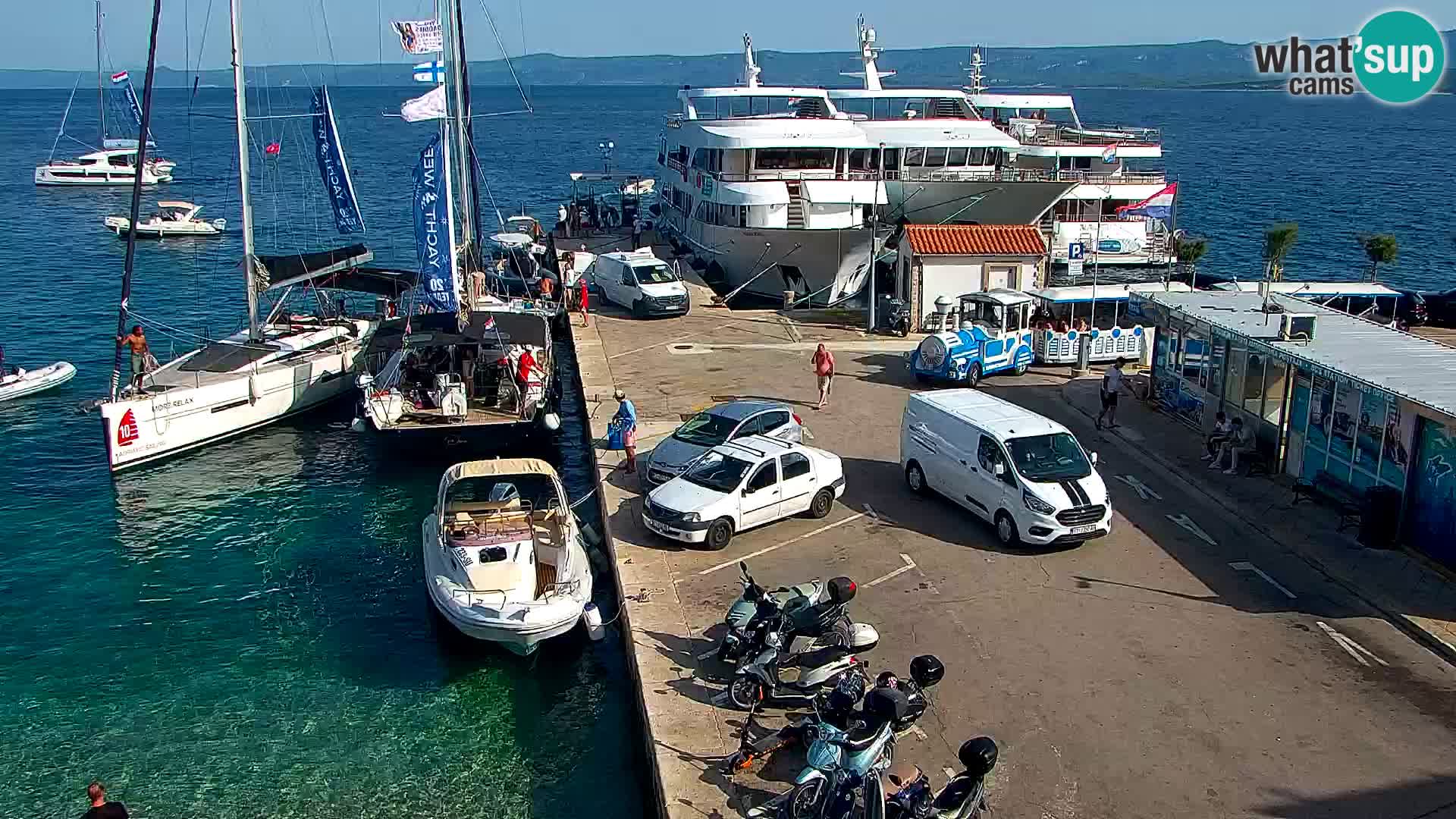 Webcam Bol Hafen & Ortszentrum – Liveblick aus Bol auf der Insel Brač
