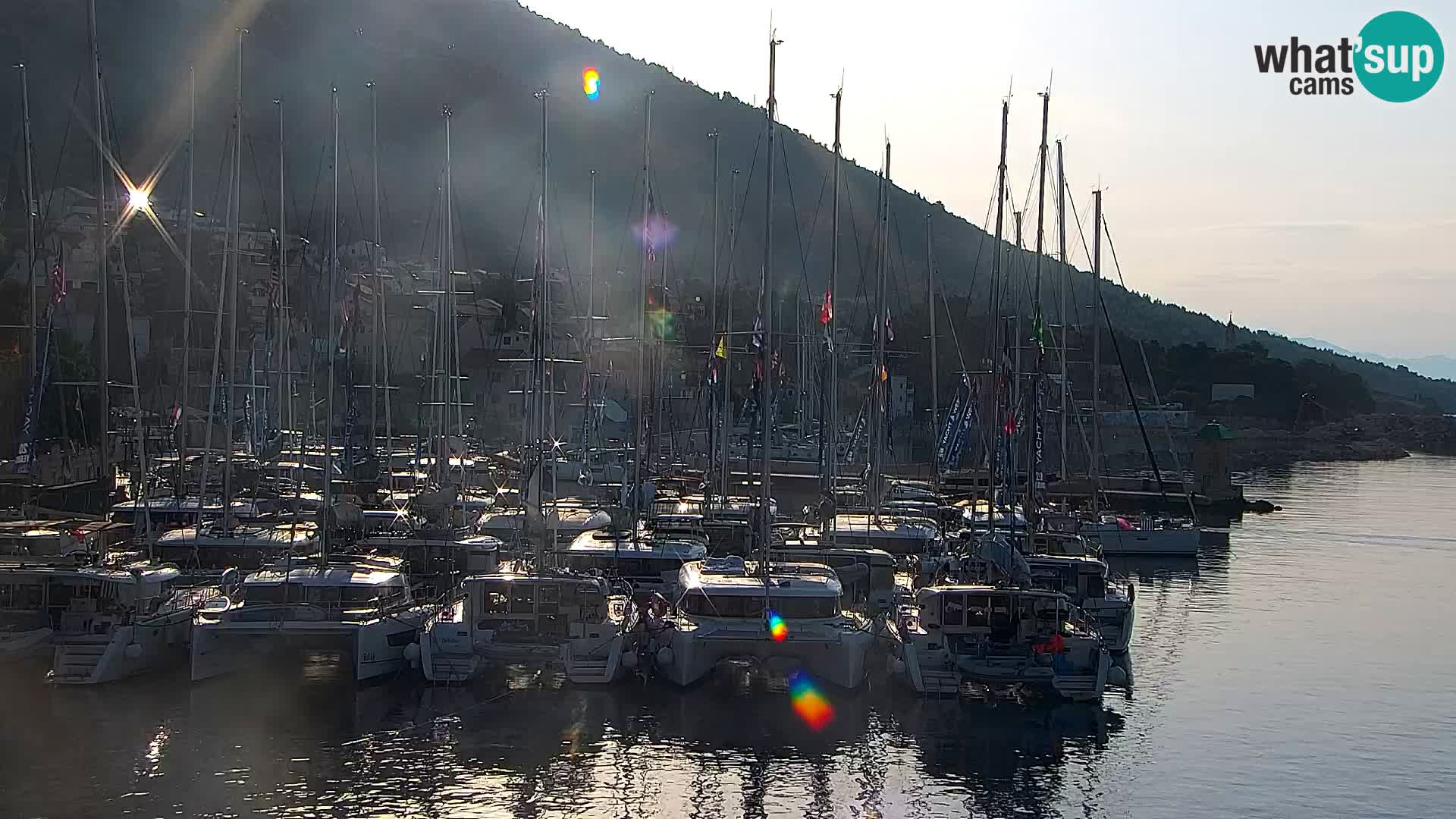 Webcam Bol Town Center & Marina – Live View from Bol, Brač