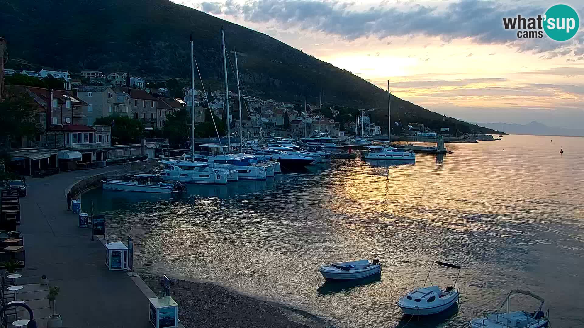 Webcam Bol Centre-Ville & Marina – Vue en direct depuis Bol, île de Brač
