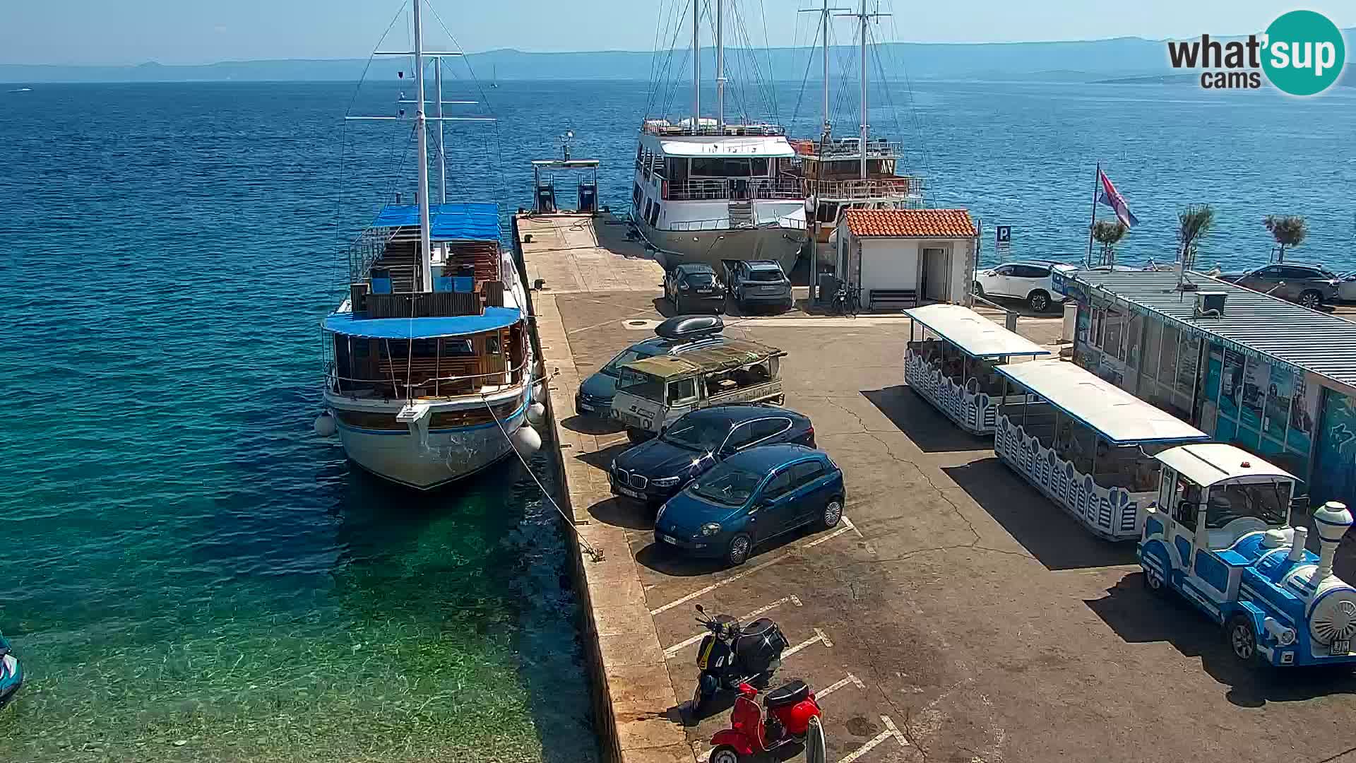 Webcam Bol Town Center & Marina – Live View from Bol, Brač