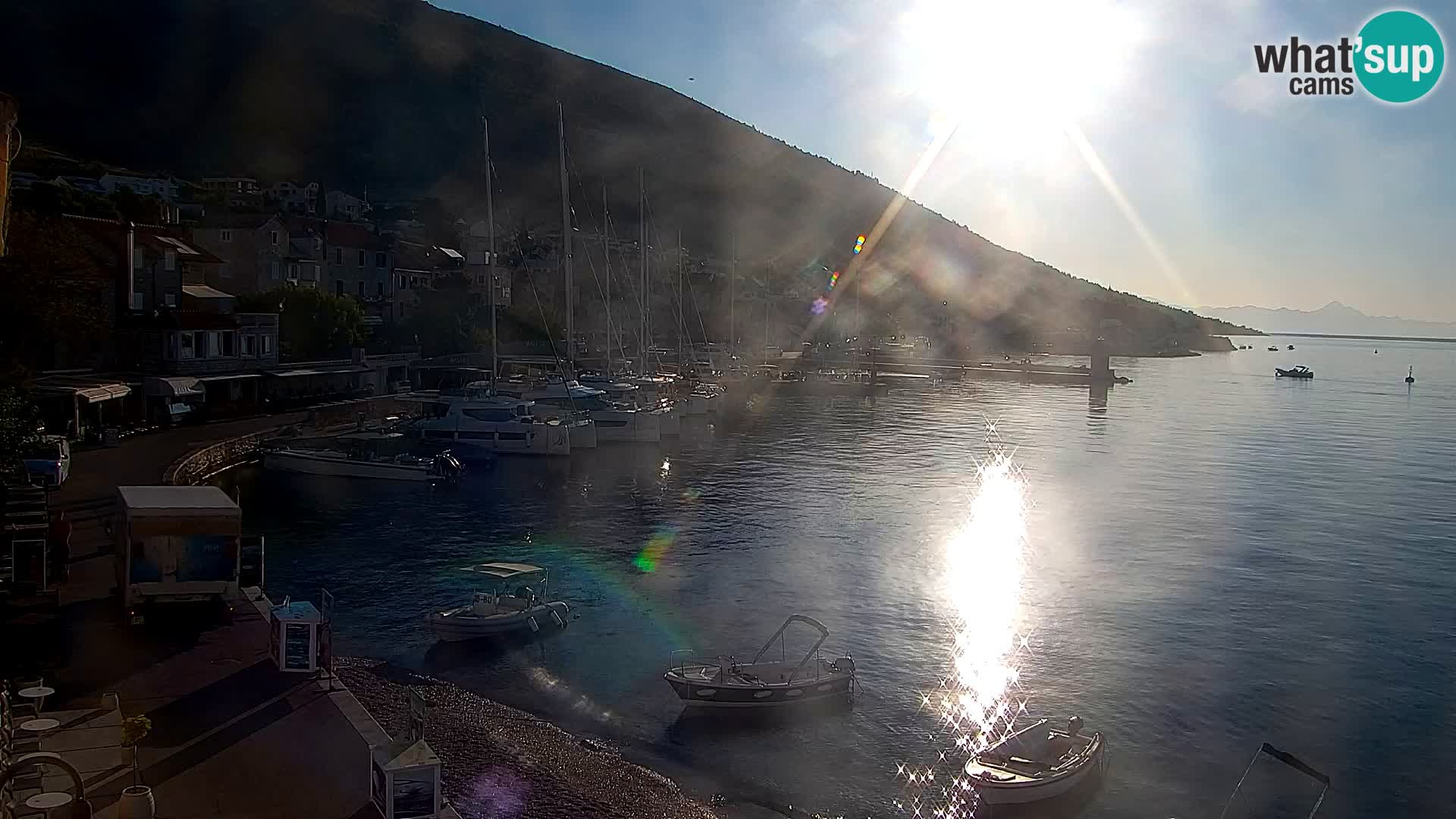 Webcam Bol Town Center & Marina – Live View from Bol, Brač