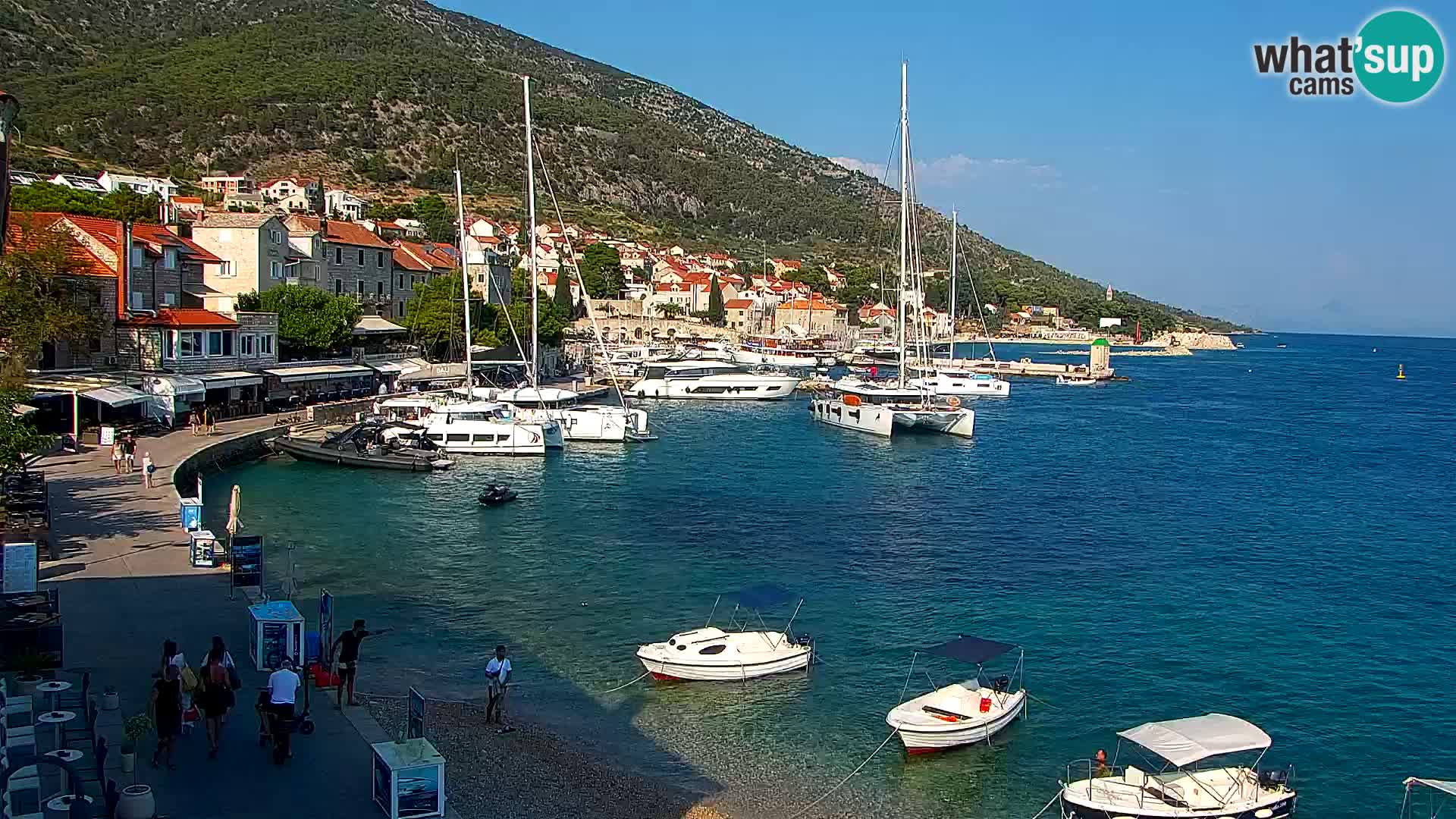 Webcam Bol Town Center & Marina – Live View from Bol, Brač