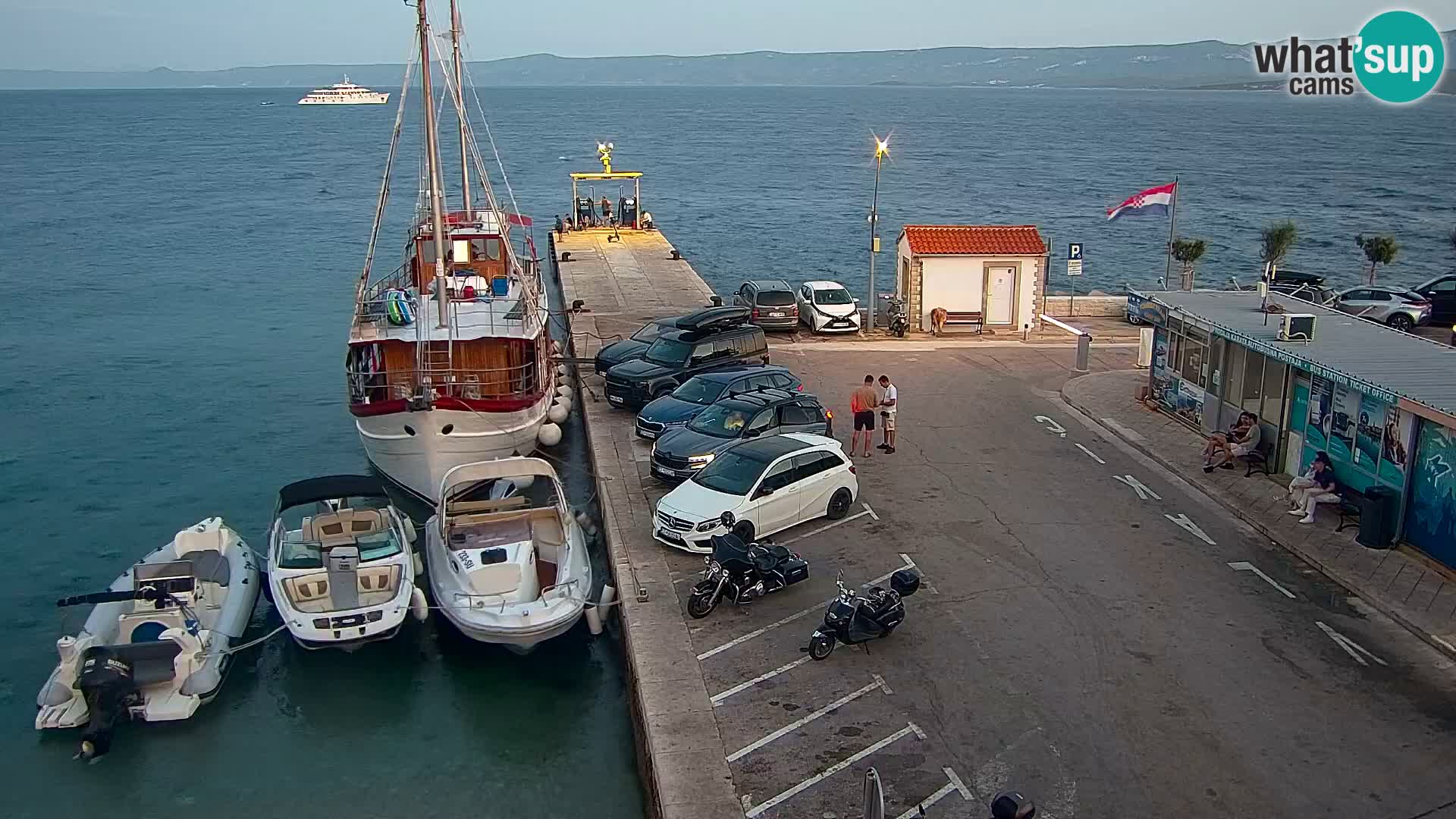 Webcam Bol centre-ville & marina – Vue en direct depuis Bol, île de Brač