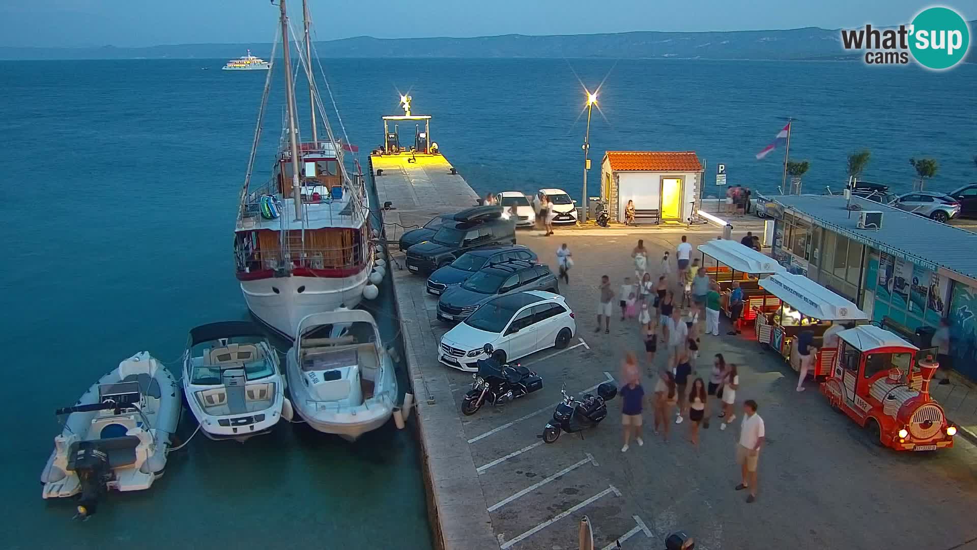 Webcam Bol Centre-Ville & Marina – Vue en direct depuis Bol, île de Brač