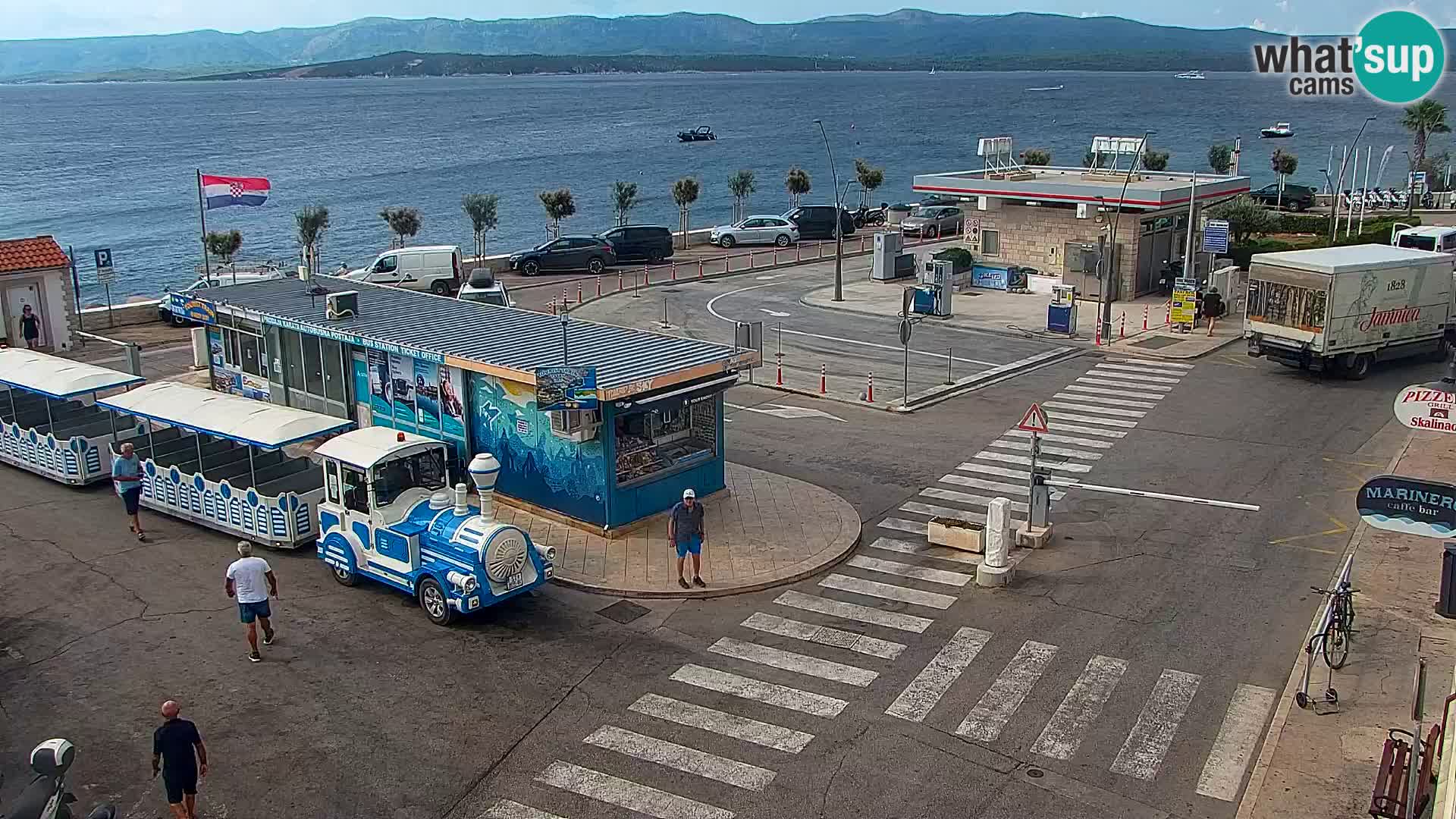 Webcam Bol Hafen & Ortszentrum – Liveblick aus Bol auf der Insel Brač