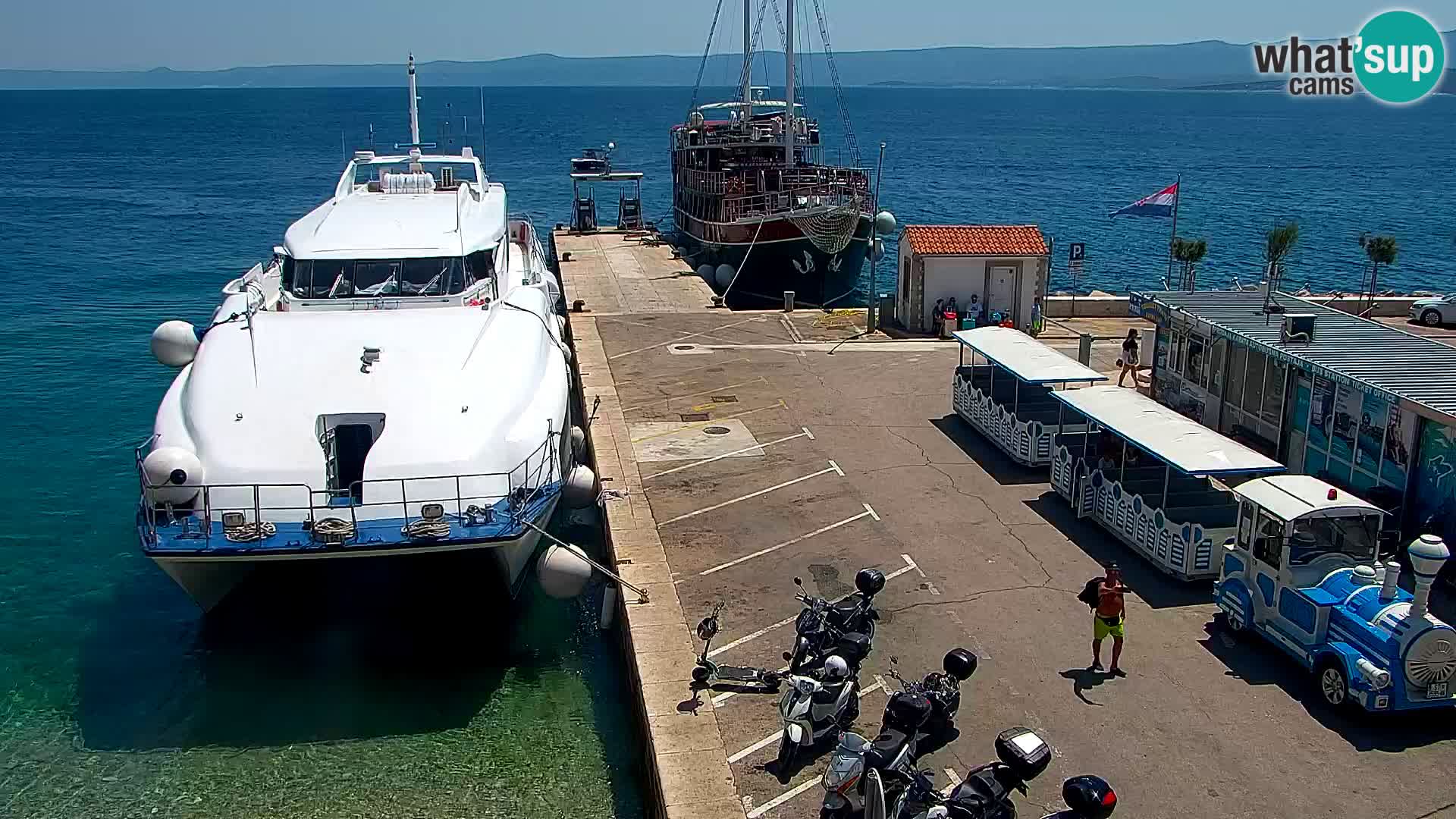 Webcam Bol Town Center & Marina – Live View from Bol, Brač