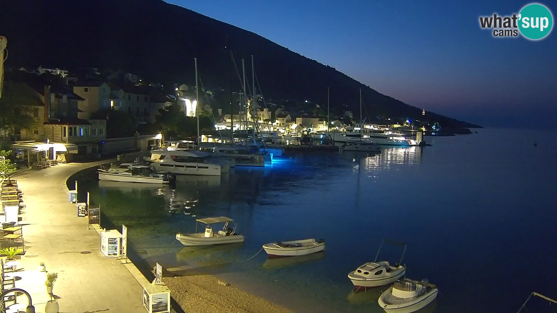 Webcam Bol Town Center & Marina – Live View from Bol, Brač