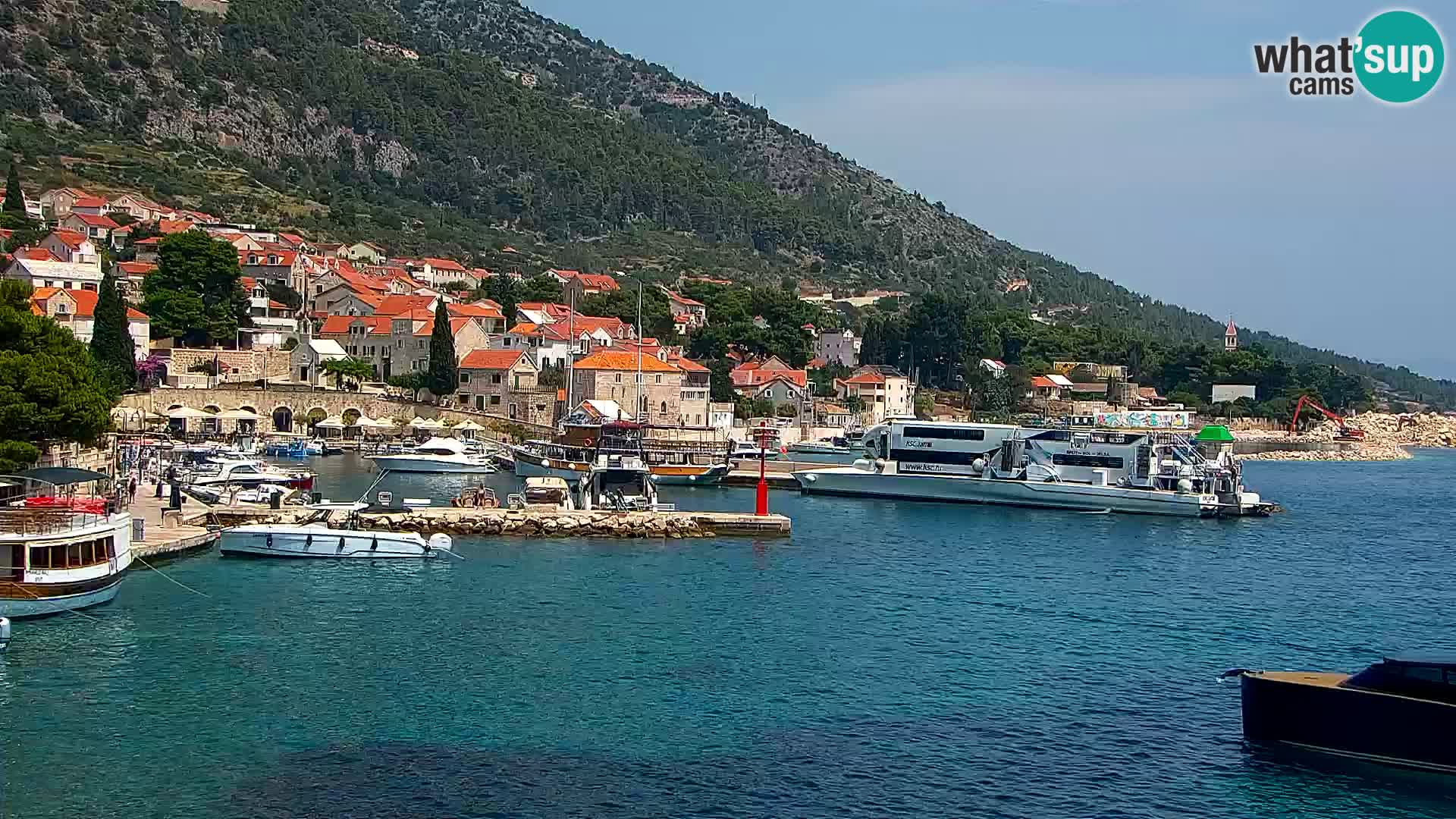 Webcam Bol Town Center & Marina – Live View from Bol, Brač
