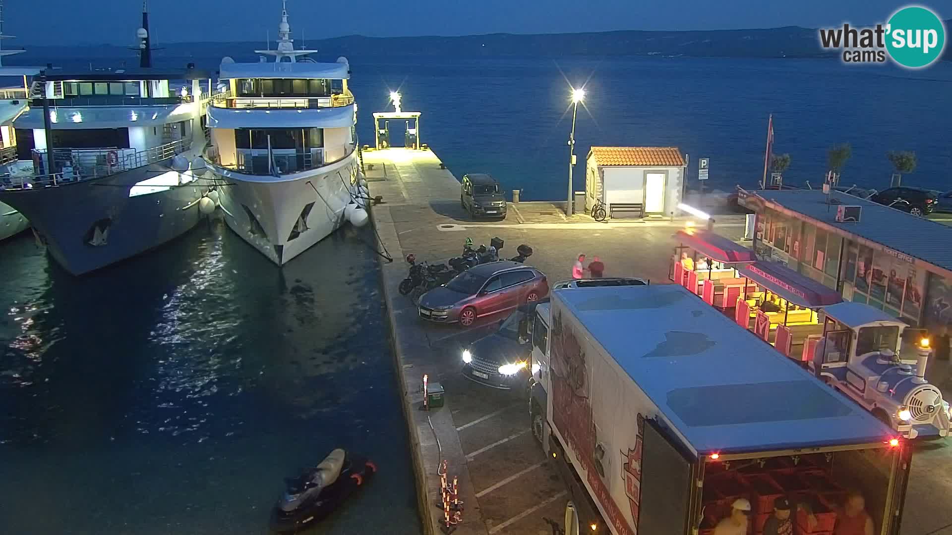 Webcam Bol Town Center & Marina – Live View from Bol, Brač