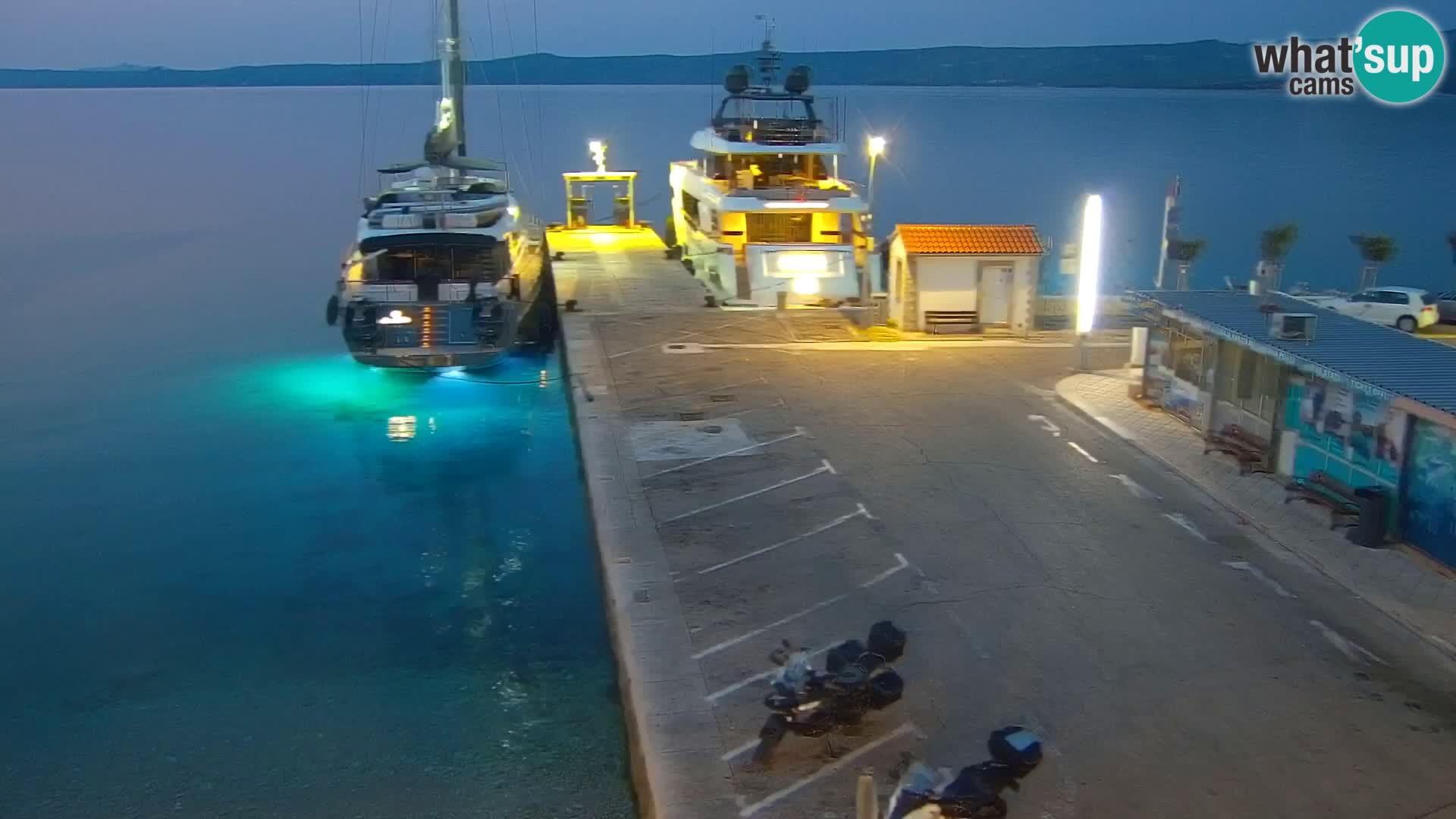 Webcam Bol centre-ville & marina – Vue en direct depuis Bol, île de Brač