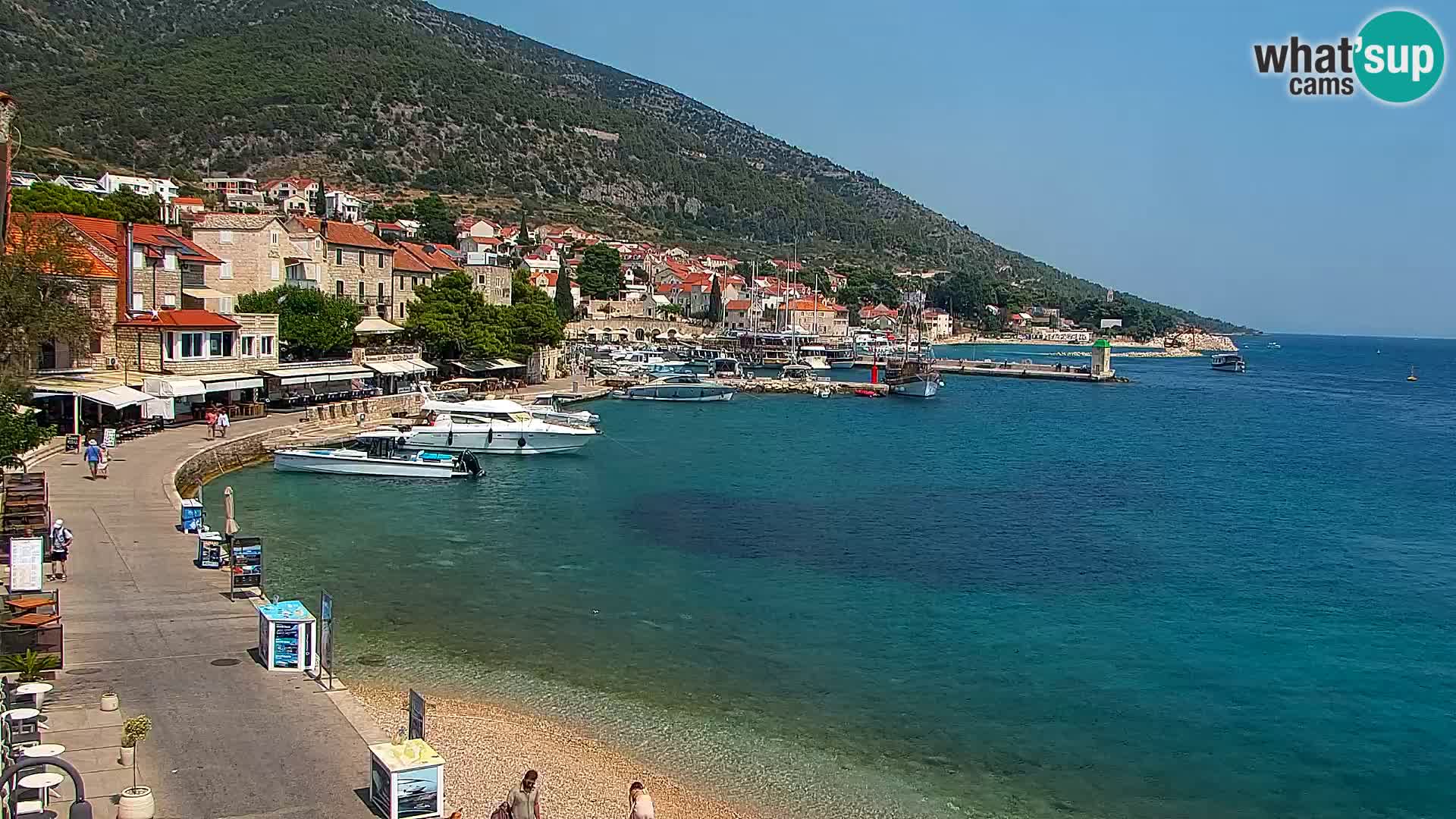 Webcam Bol Centro e Marina – Vista live dal porto di Bol