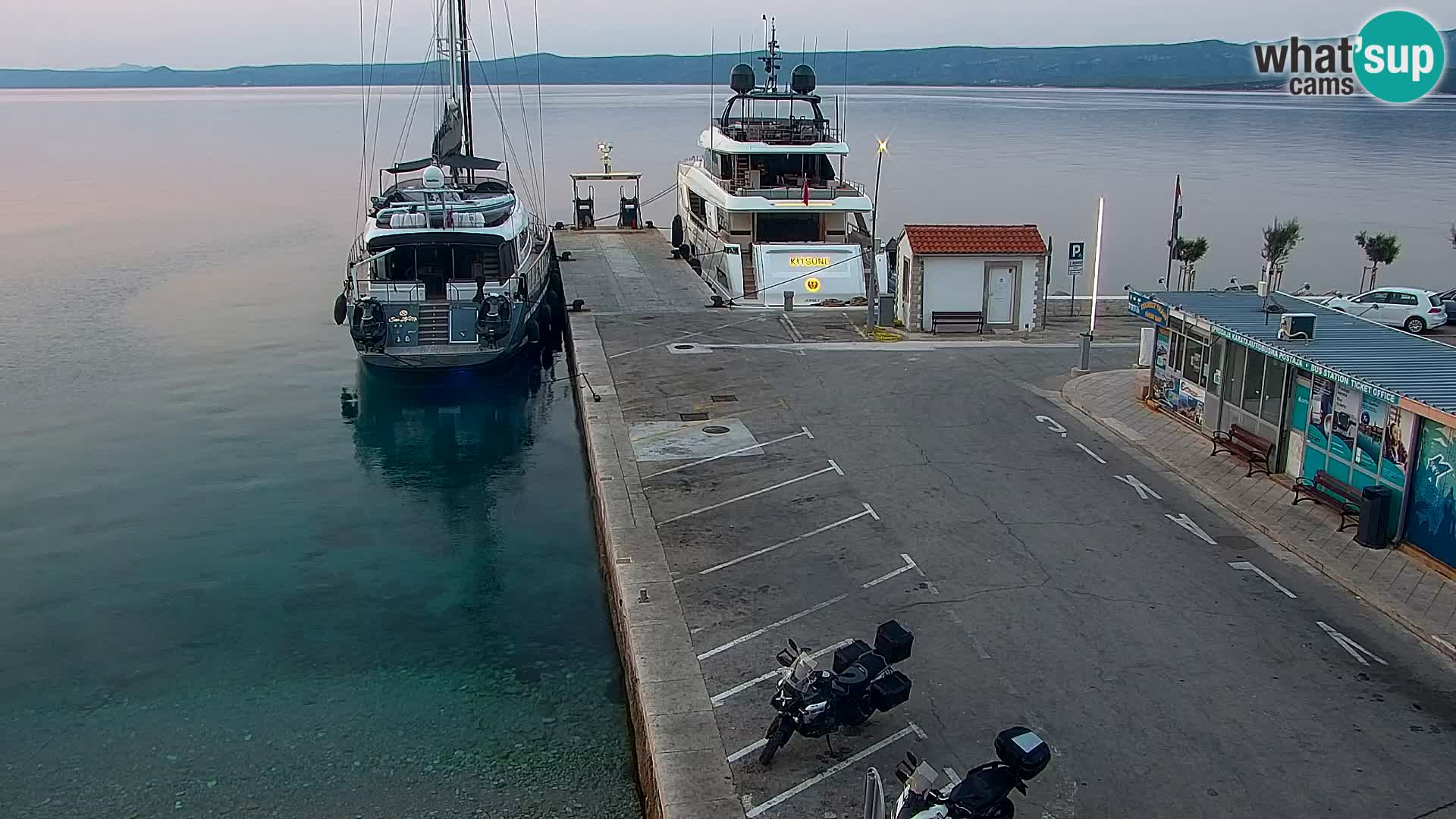 Webcam Bol Centre-Ville & Marina – Vue en direct depuis Bol, île de Brač