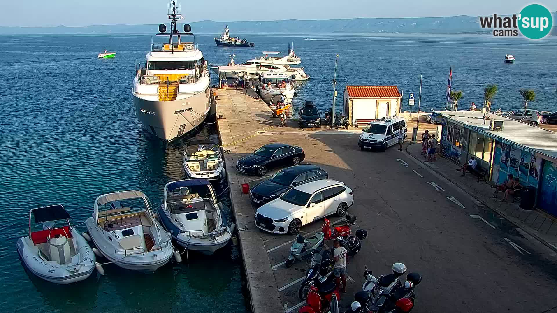 Webcam Bol Centre-Ville & Marina – Vue en direct depuis Bol, île de Brač