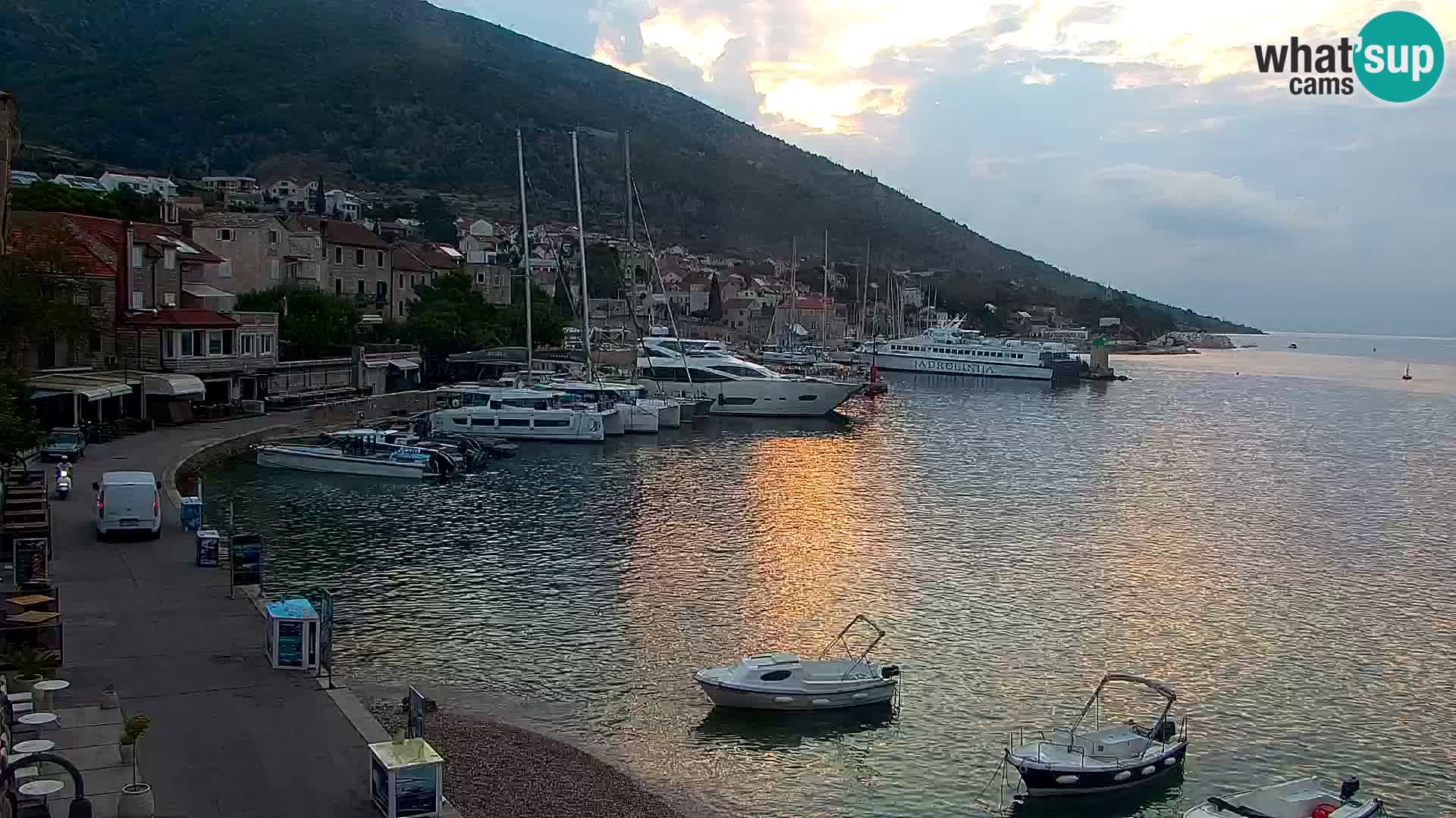 Webcam Bol centre-ville & marina – Vue en direct depuis Bol, île de Brač