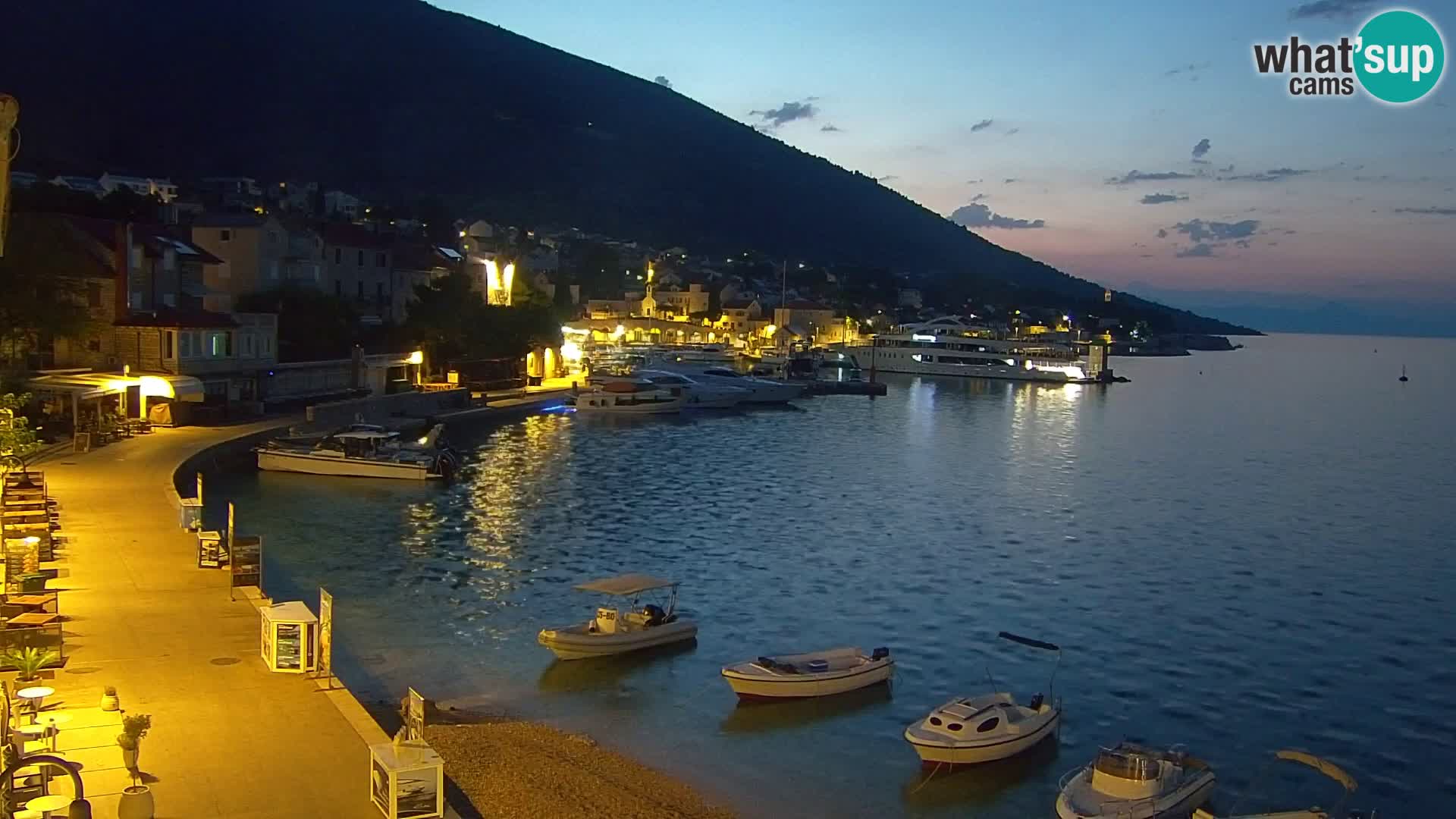 Webcam Bol Town Center & Marina – Live View from Bol, Brač