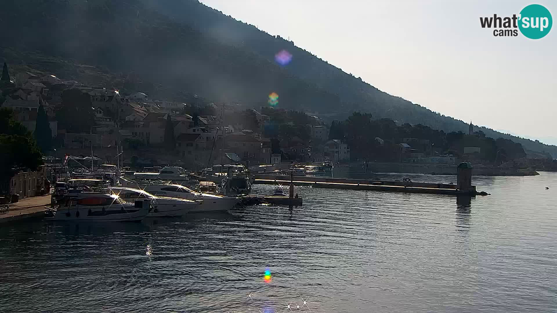 Webcam Bol Town Center & Marina – Live View from Bol, Brač
