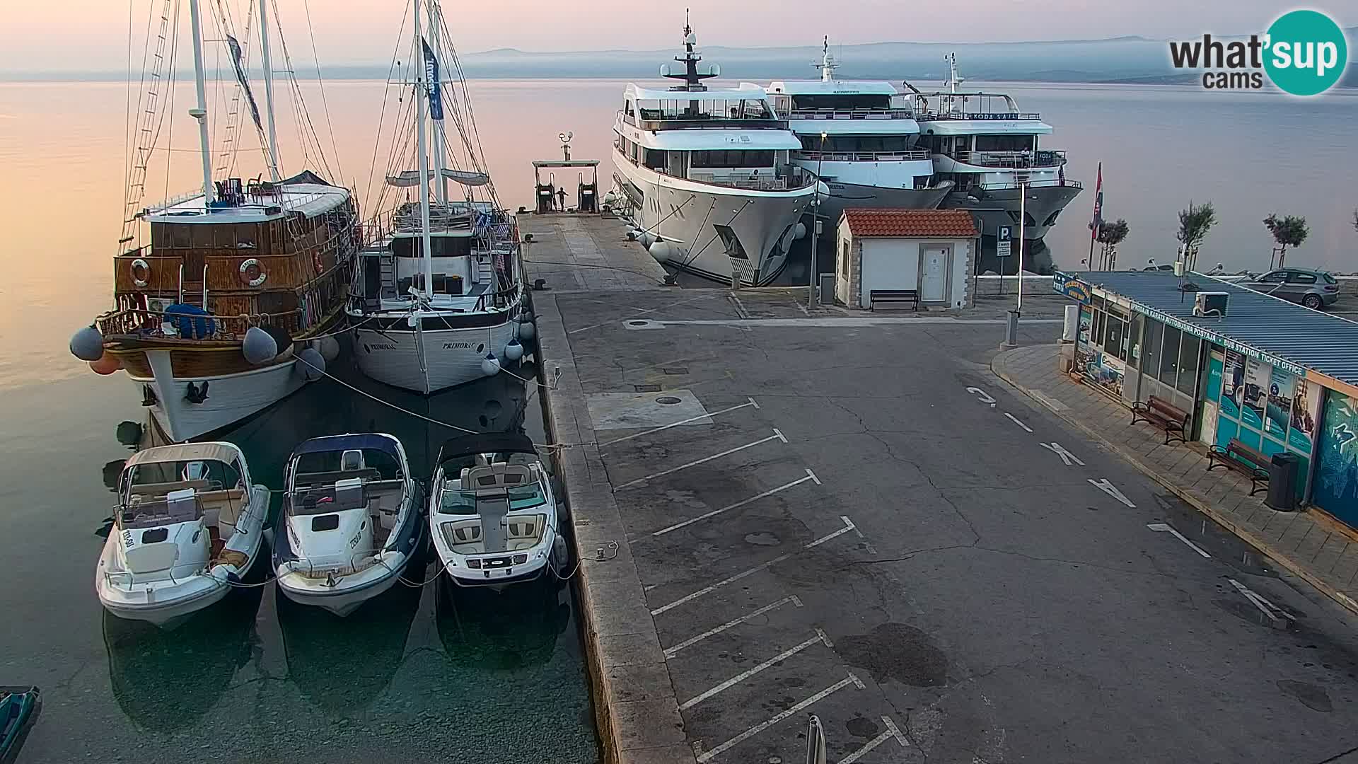 Webcam Bol centre-ville & marina – Vue en direct depuis Bol, île de Brač