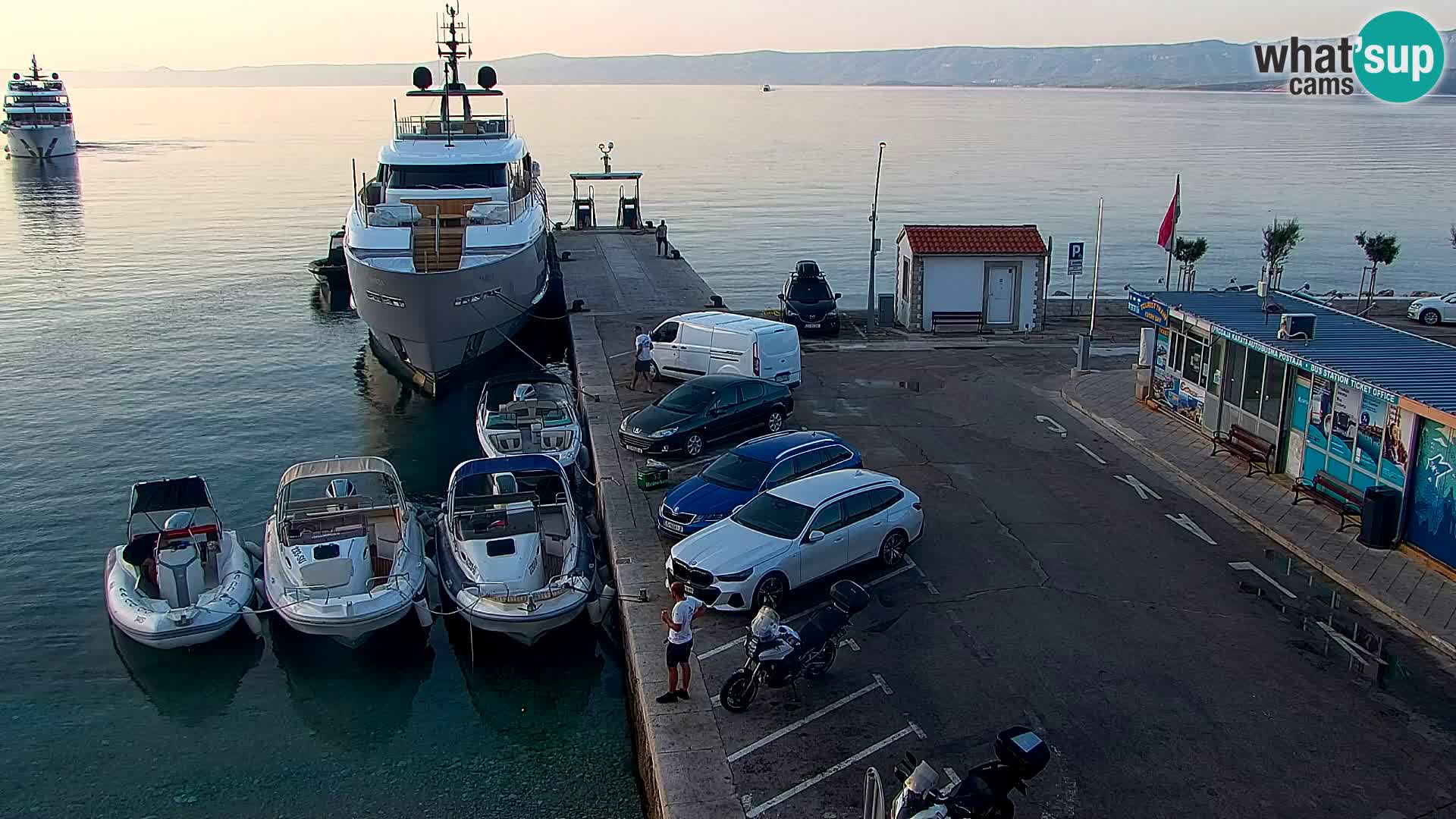 Webcam Bol Centre-Ville & Marina – Vue en direct depuis Bol, île de Brač
