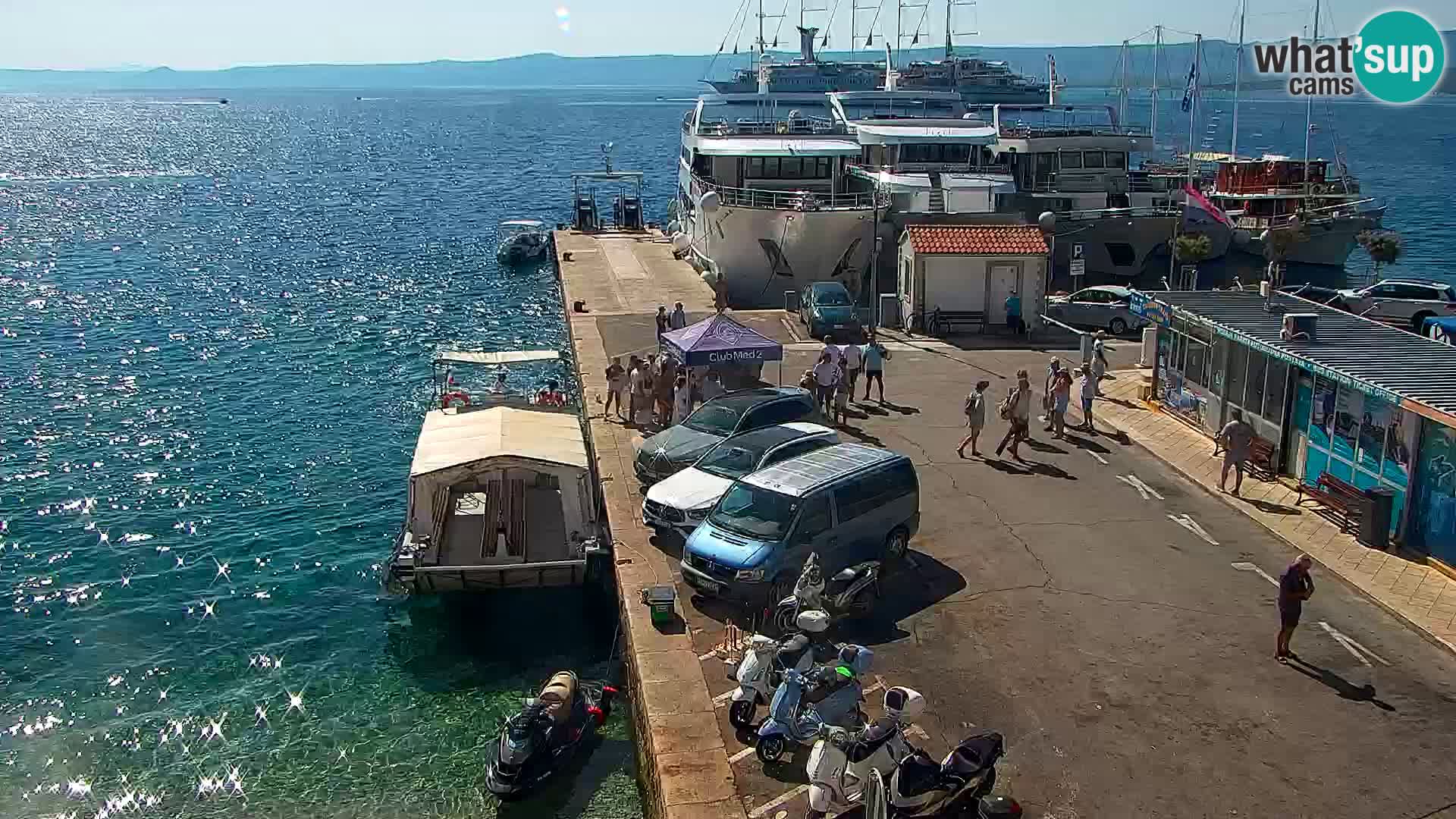 Webcam Bol Hafen & Ortszentrum – Liveblick aus Bol auf der Insel Brač