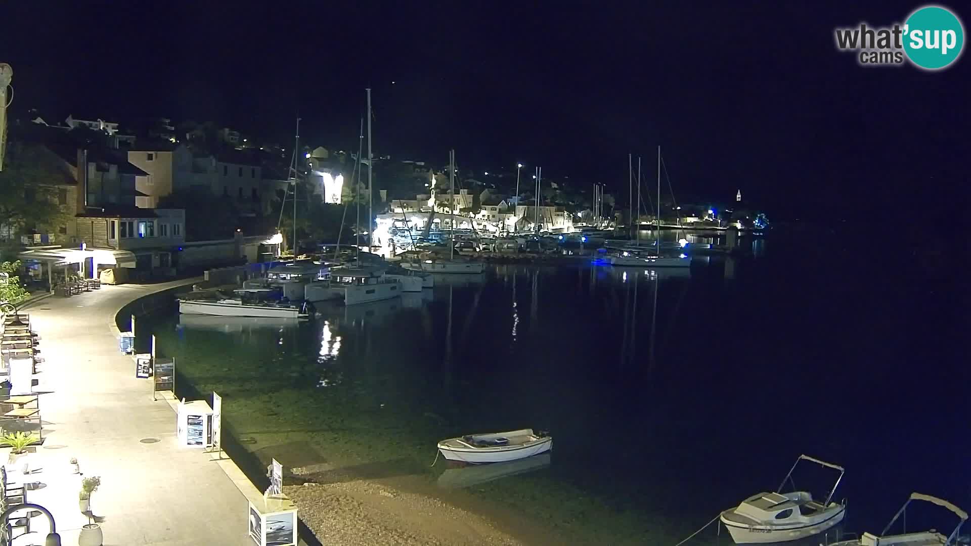 Webcam Bol Hafen & Ortszentrum – Liveblick aus Bol auf der Insel Brač
